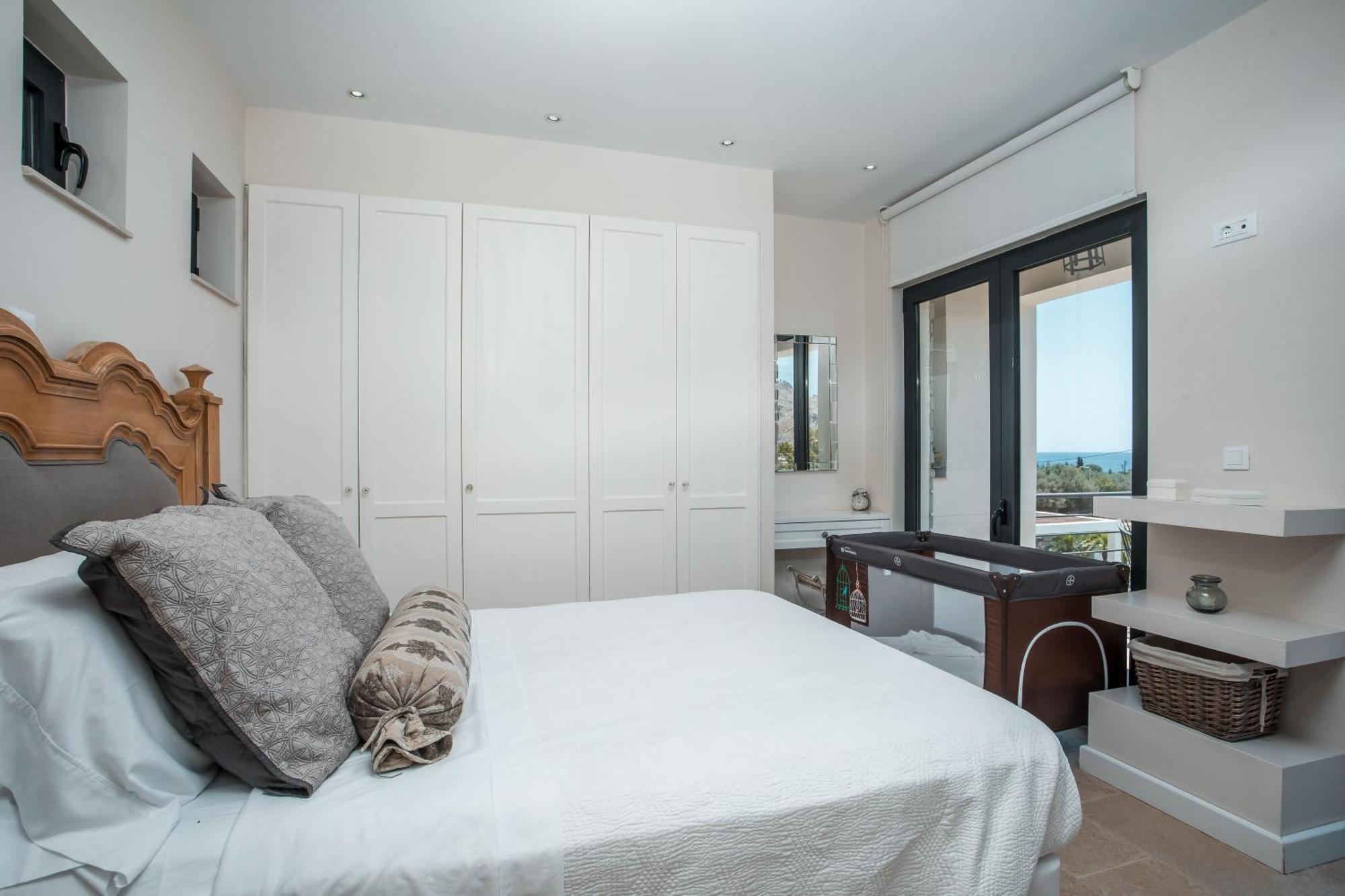 Oneiro - Voted The In Rhodes, Greece! Pefki (Rhodes)