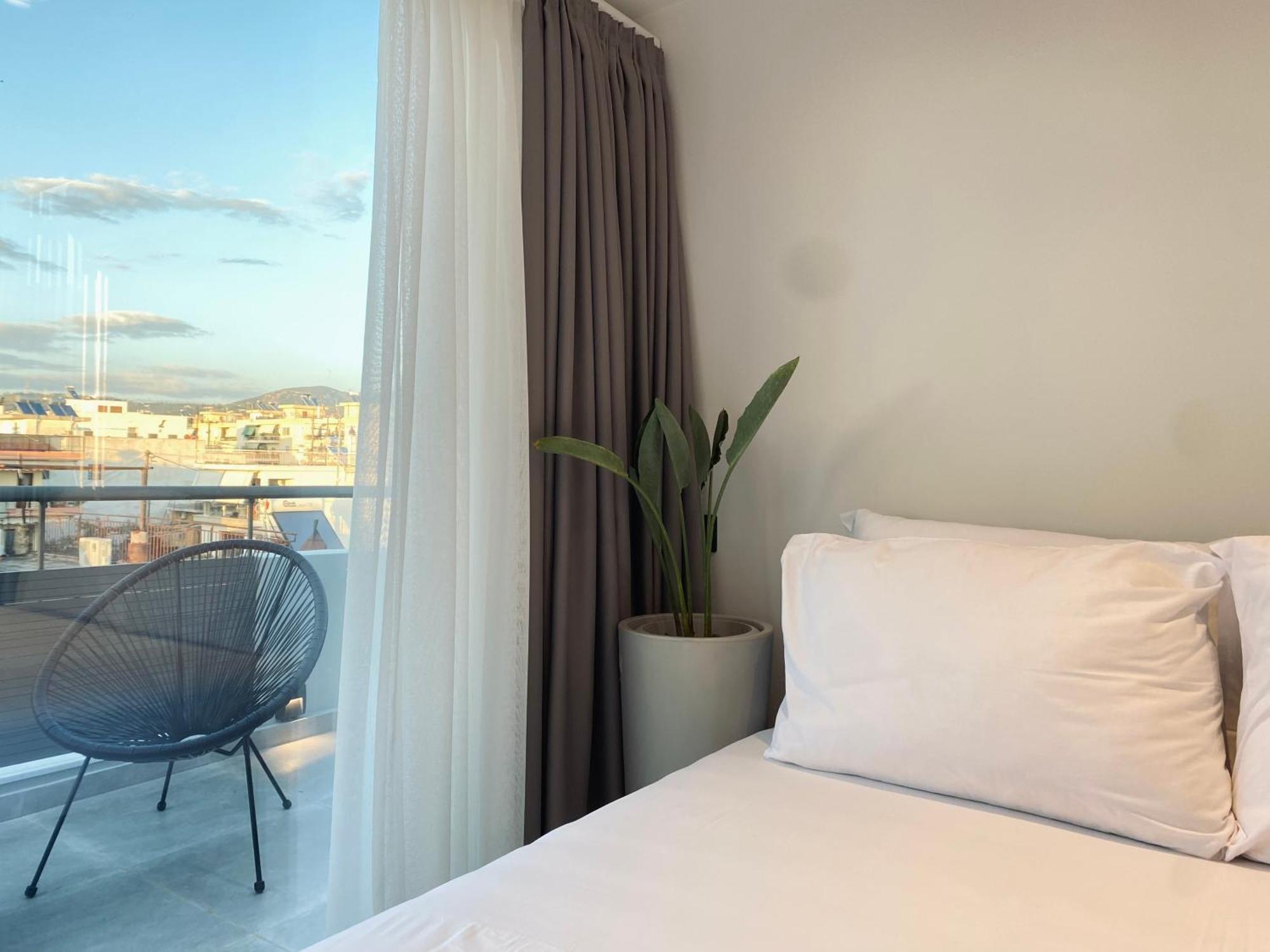 Hyperion Penthouse Apartment *