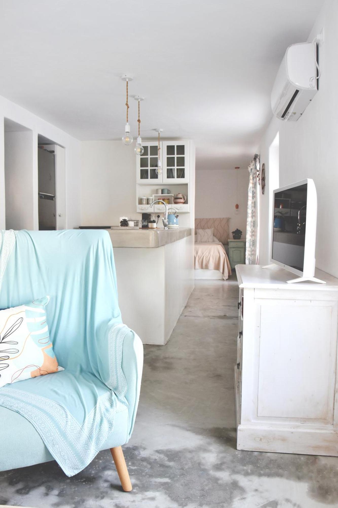 Koukounari Paros * Naousa (Paros)