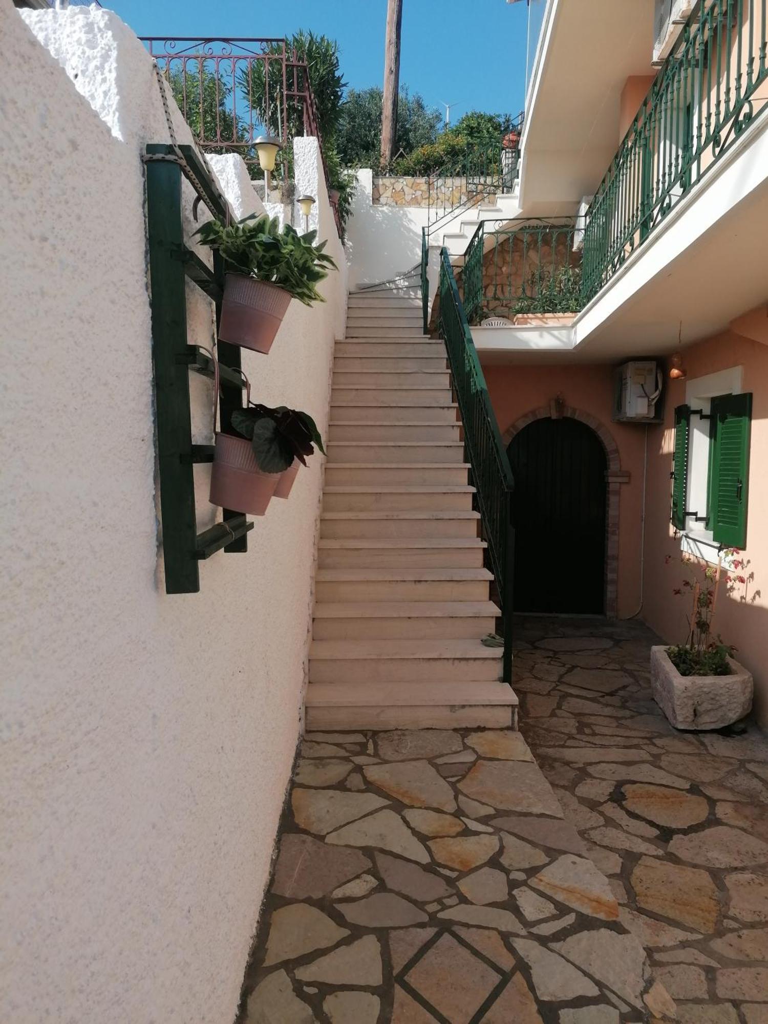 Dimitra's Comfort Apartment Dilinata