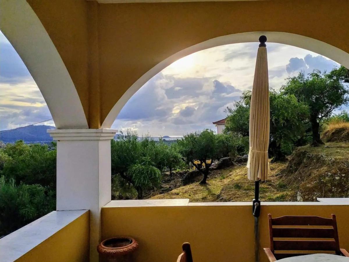 Kalielaia * Mouzakion (Zakynthos)