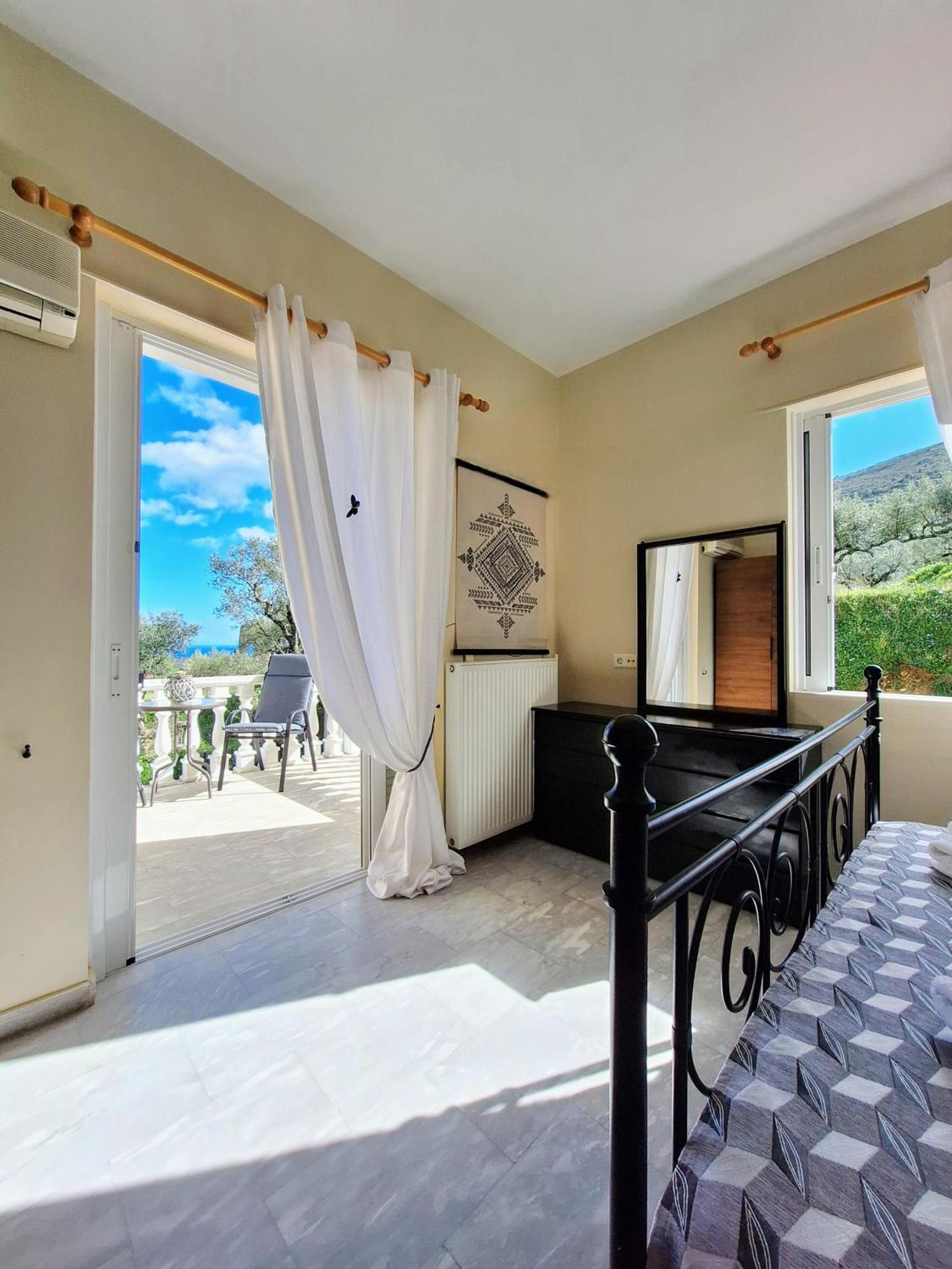 Kalielaia Villa