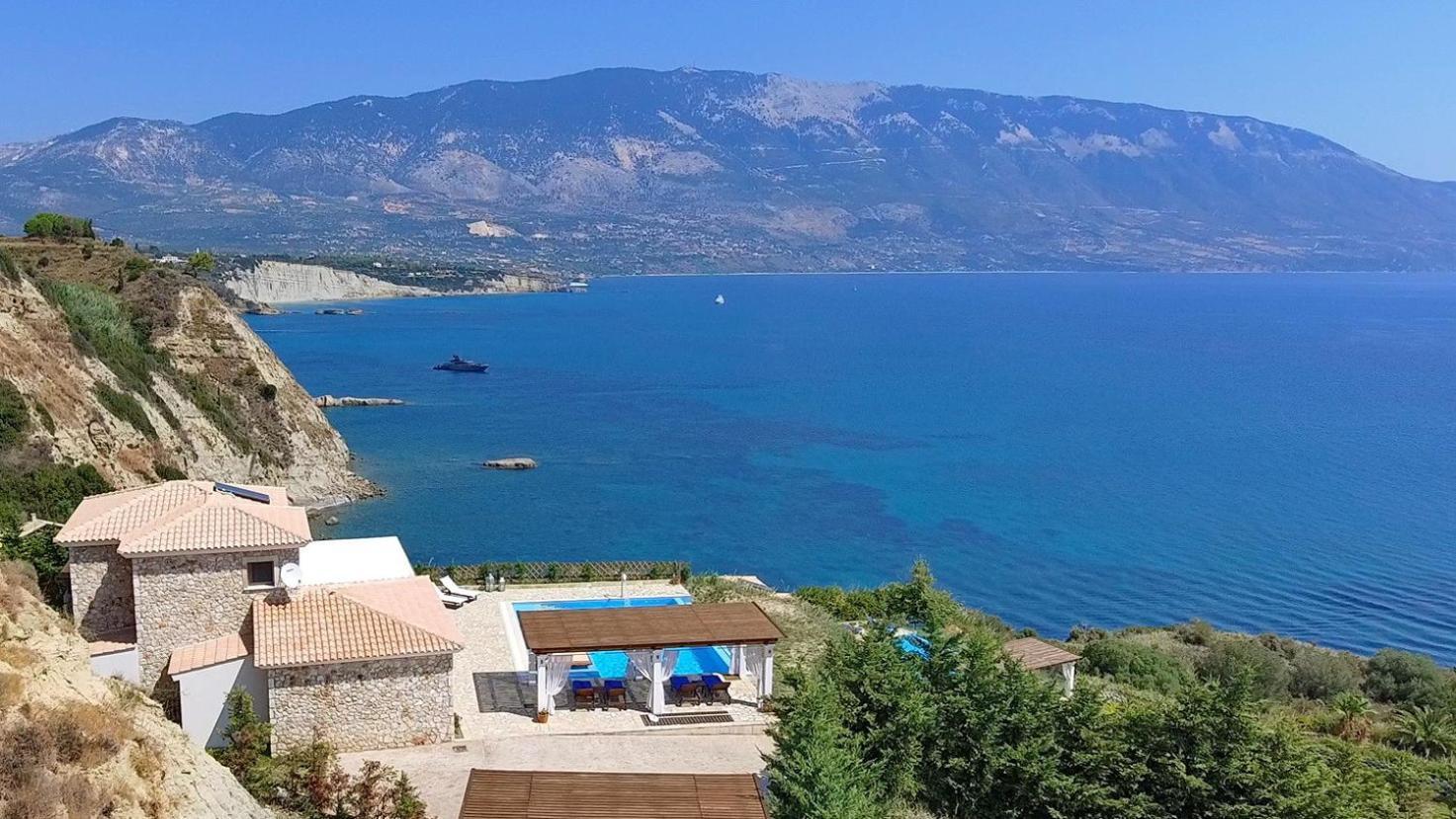 Kalypso Infinity Pool * Livathos (Kefalonia)
