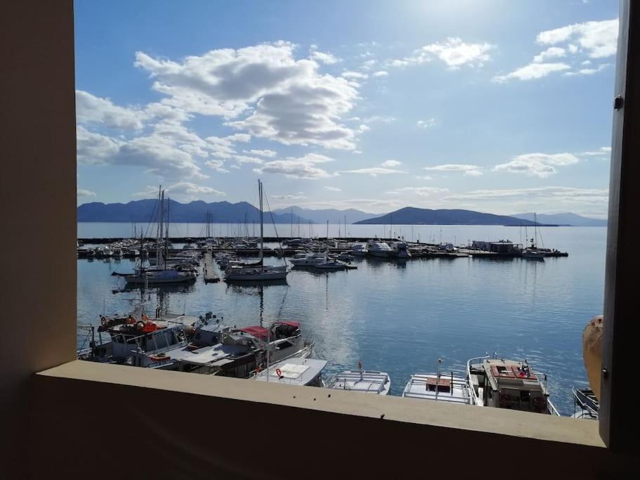 Port 2-διαμέρισμα στο λιμάνι της αίγινας 2 *