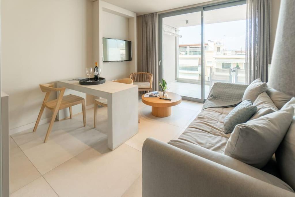 Apartment Cw Riviera Athens