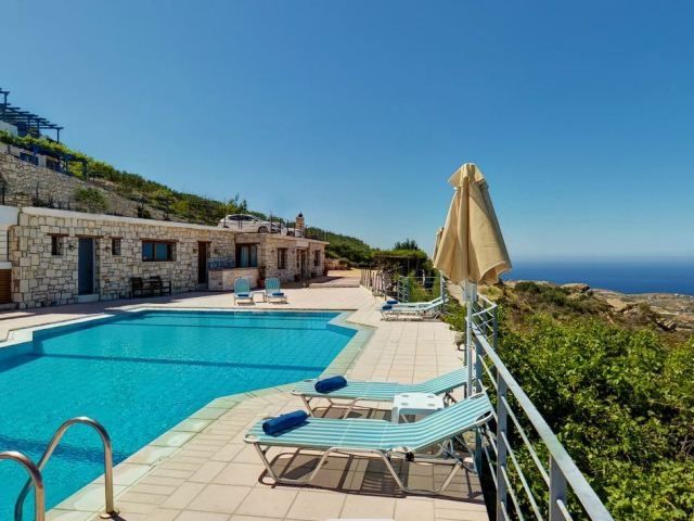 Nymphes Luxury Aparthotel 3*