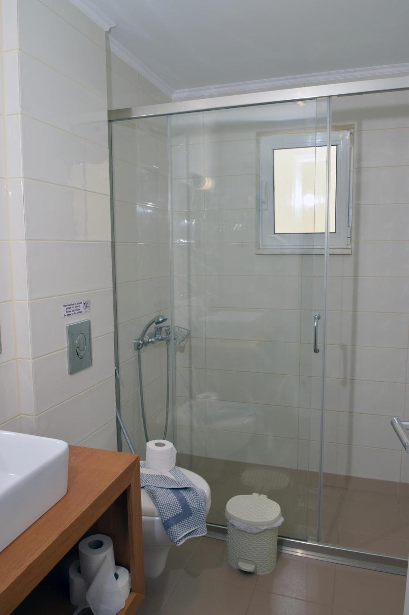 Mithos Premium Aparthotel Agia Marina (Crete)