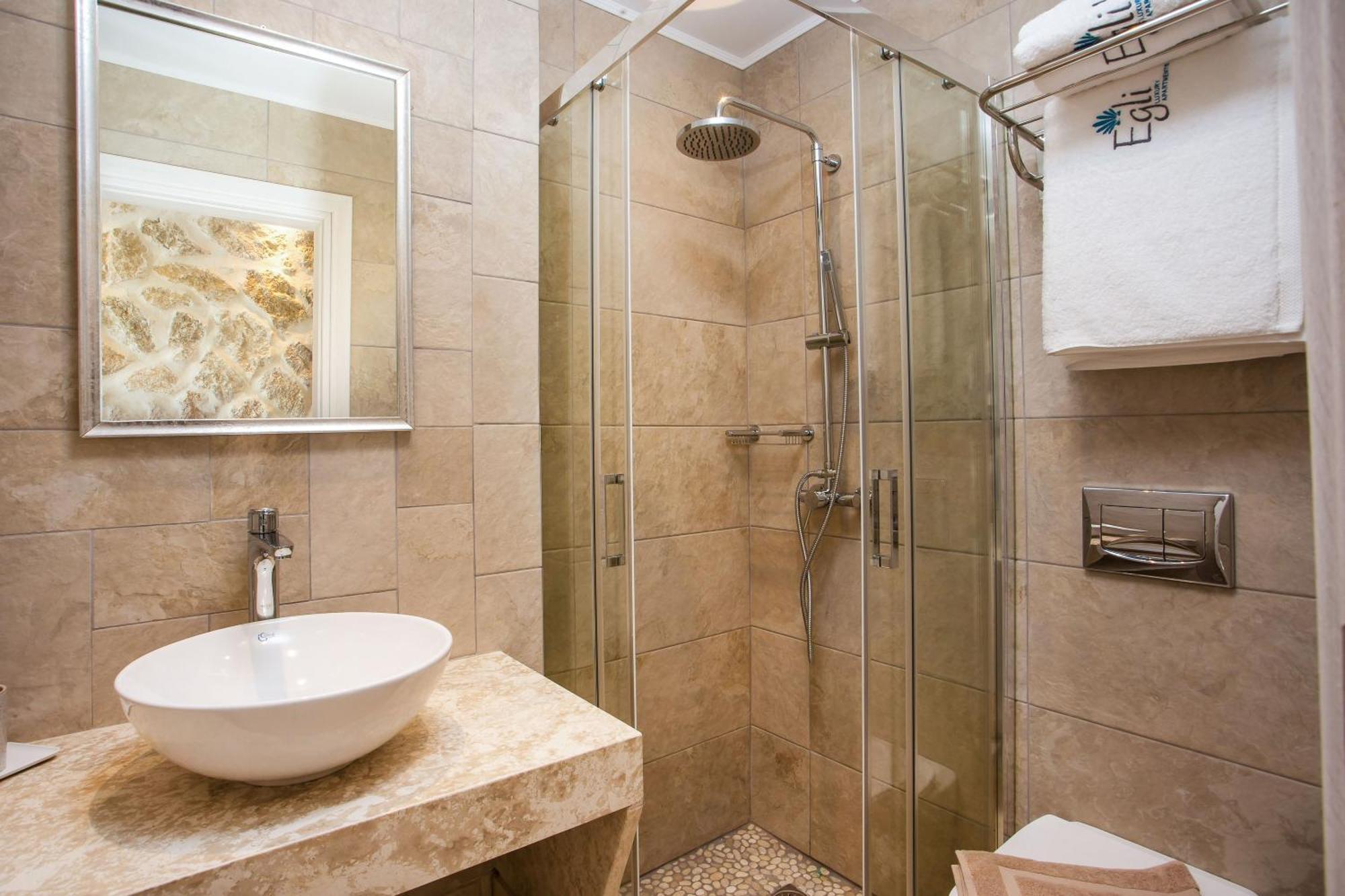 Egli Luxury *