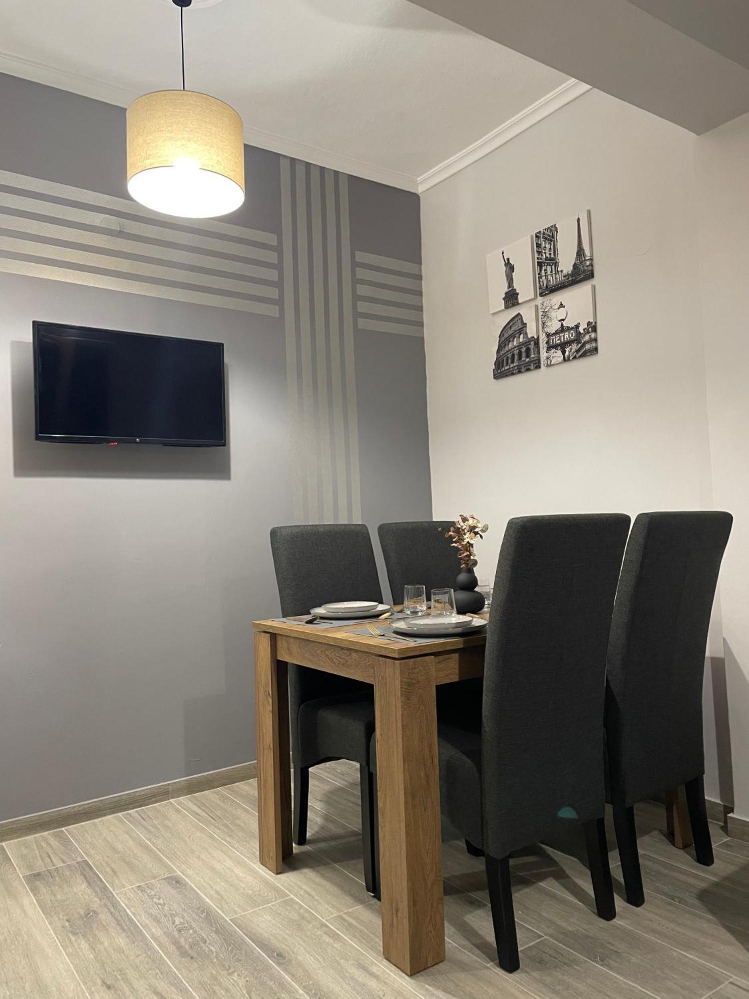 Dt Luxury Apartment