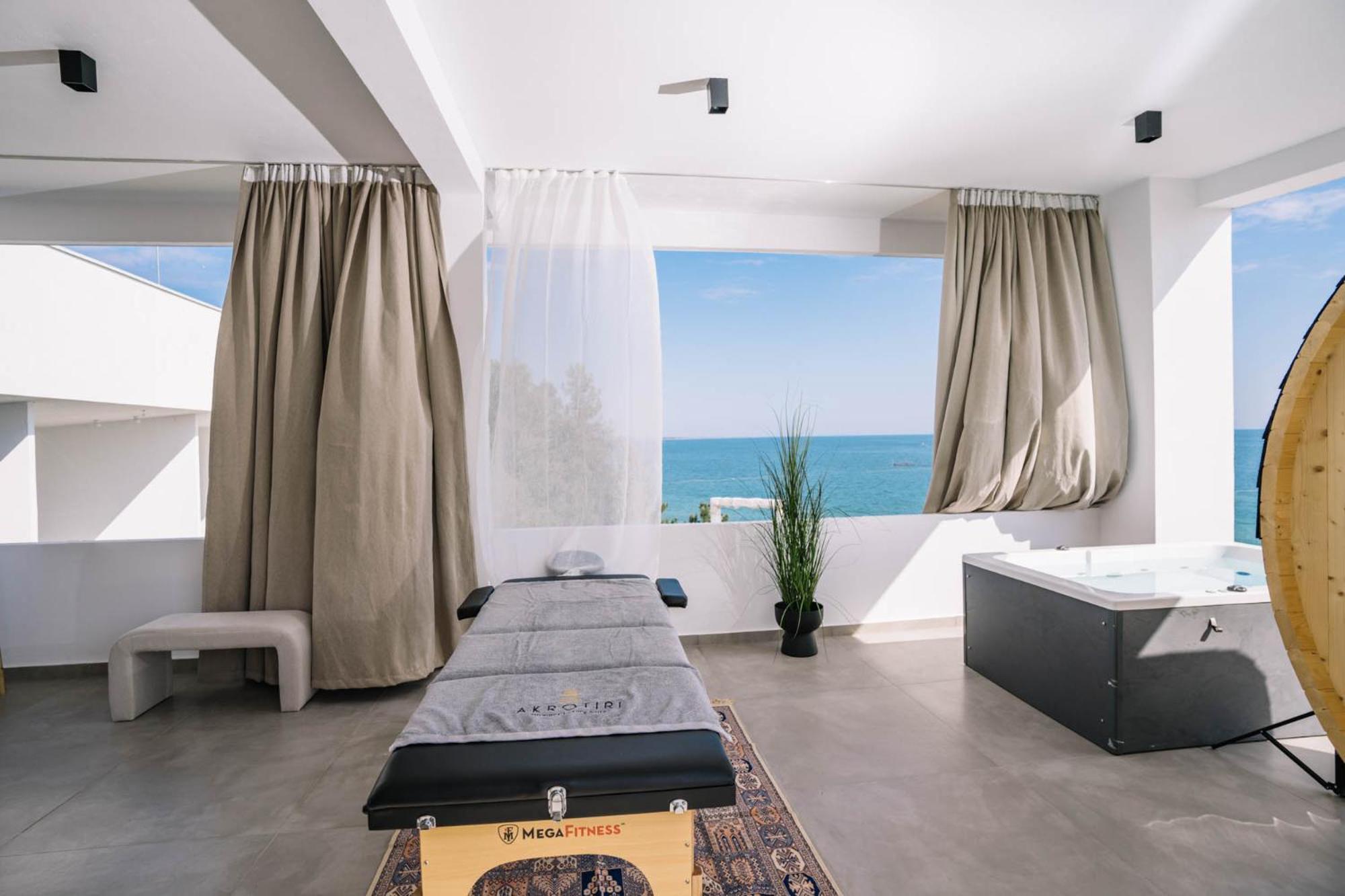 Akrotiri Olympus Luxury - Adults Only Hotel