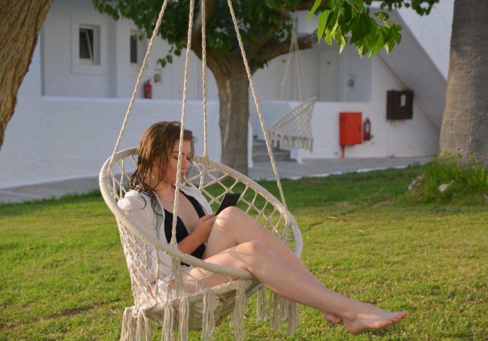 Adel Paradise Hotel 4*