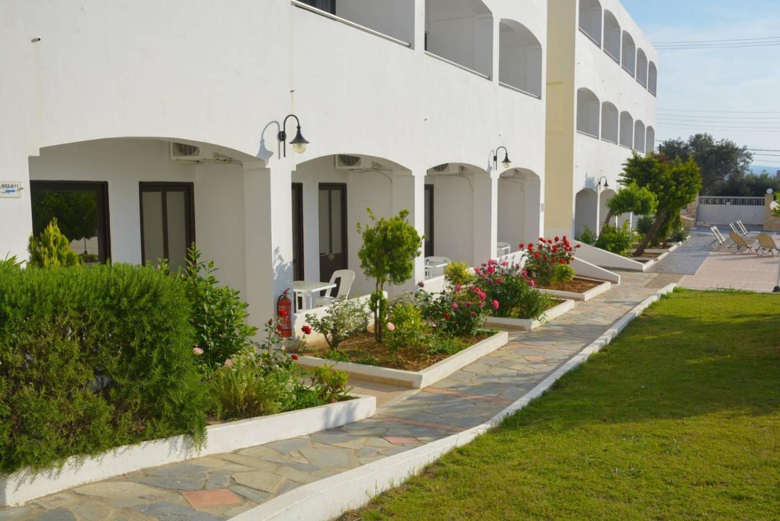 Hotel Adel Paradise 4*