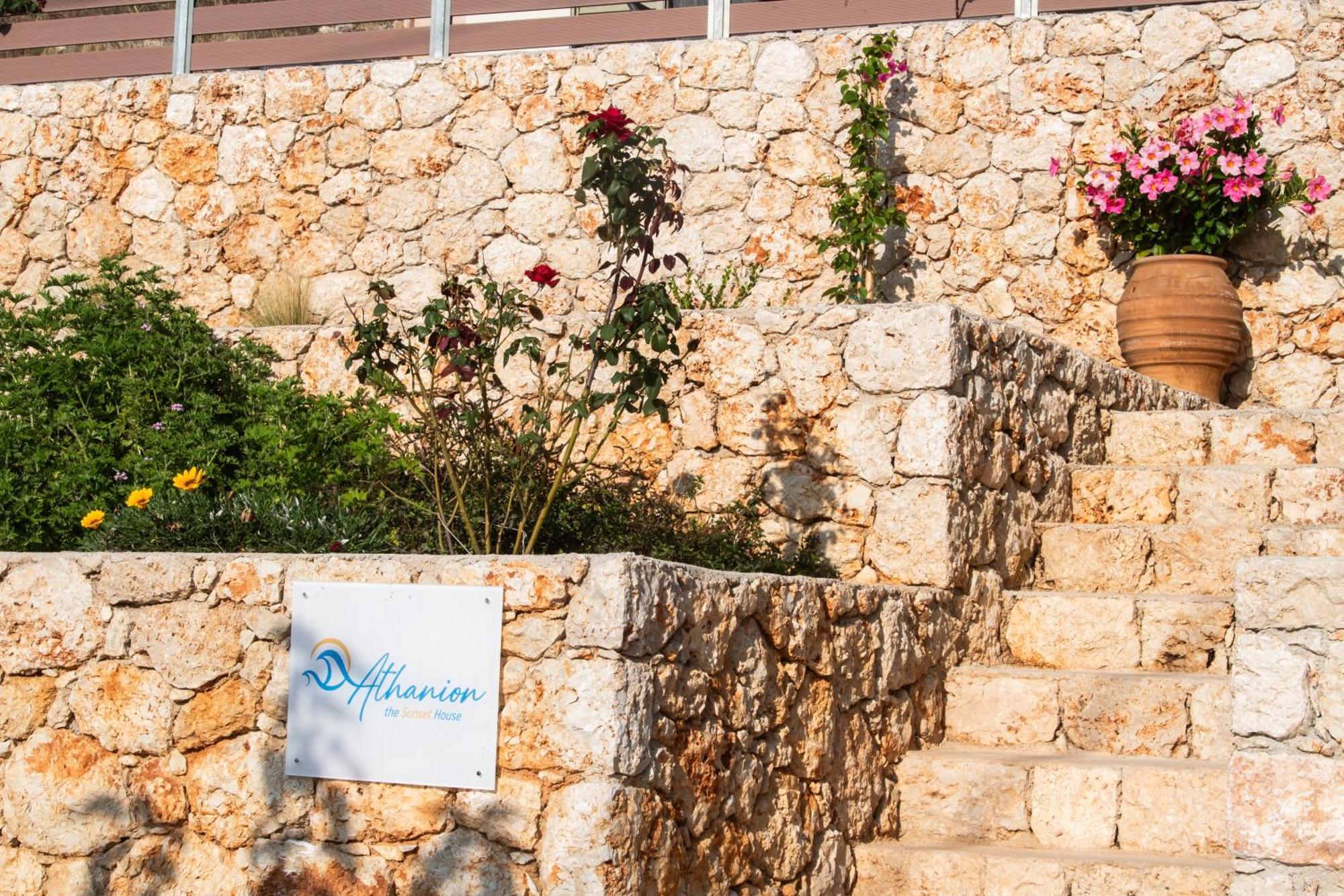 Holiday home Sunset House Athanion