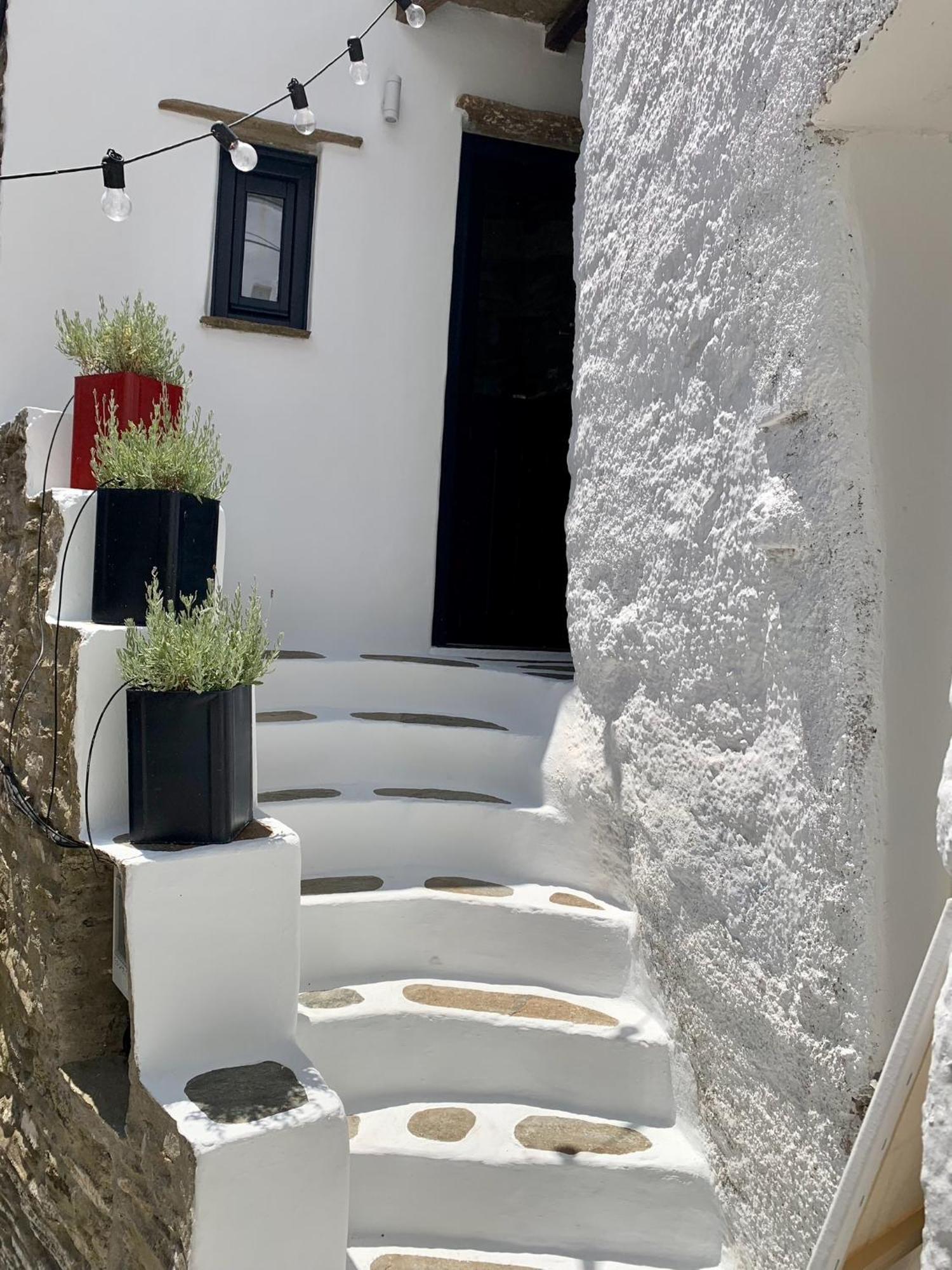 The Artist House * Triandaros (Tinos)