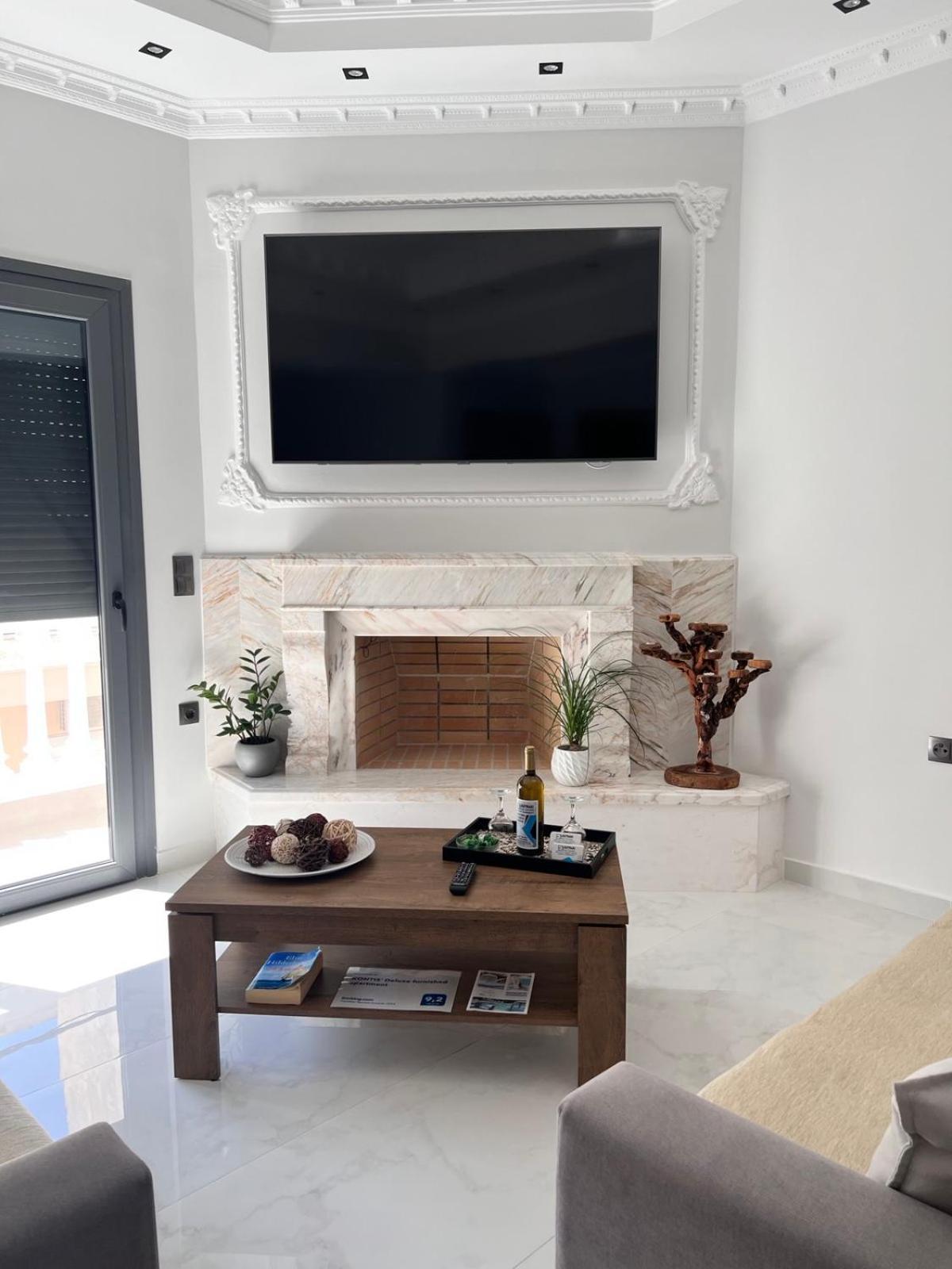 Kontis' Deluxe Furnished Loutraki (Corinthia)