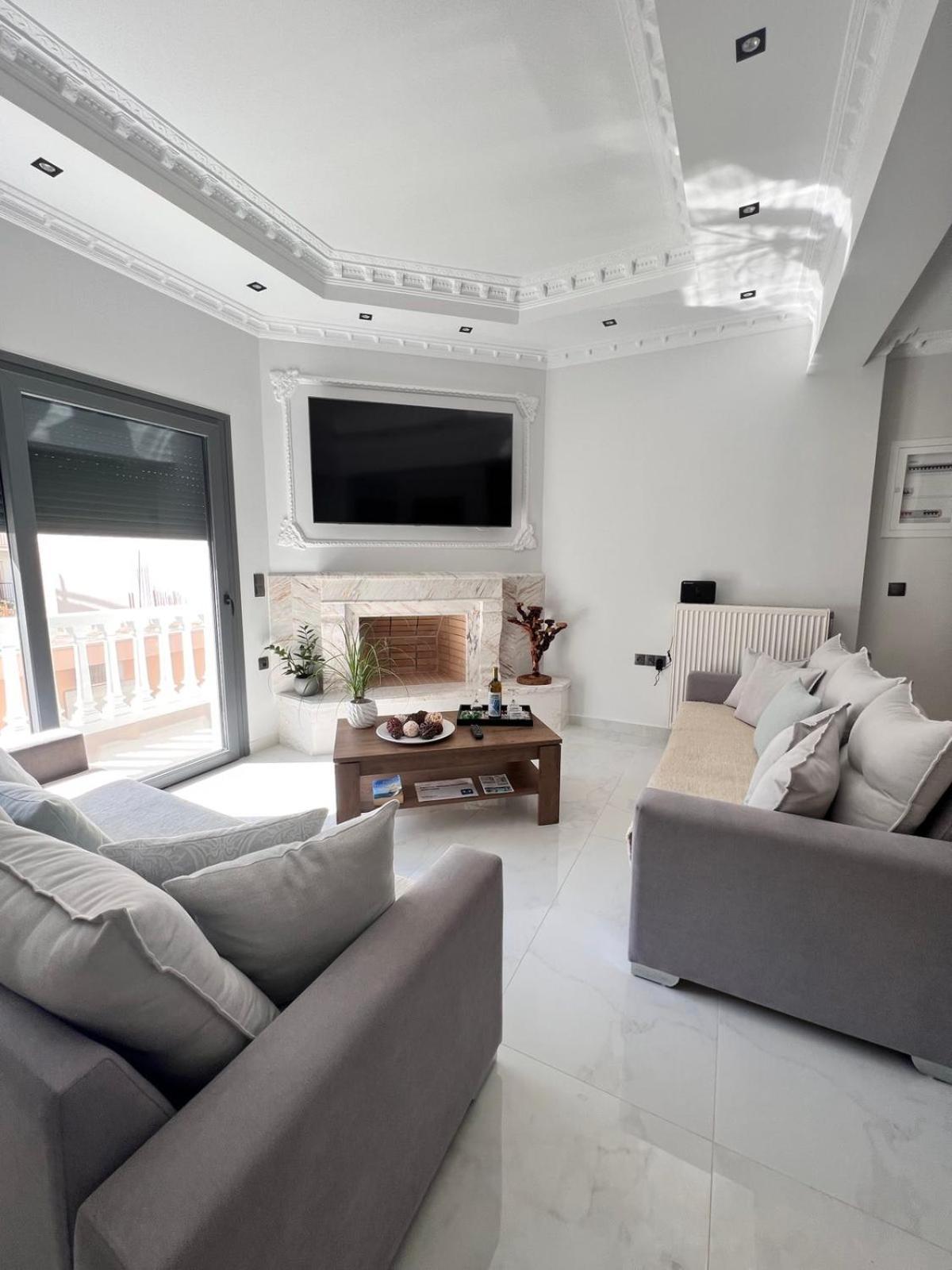 Apartment Kontis' Deluxe Furnished Loutraki (Corinthia)