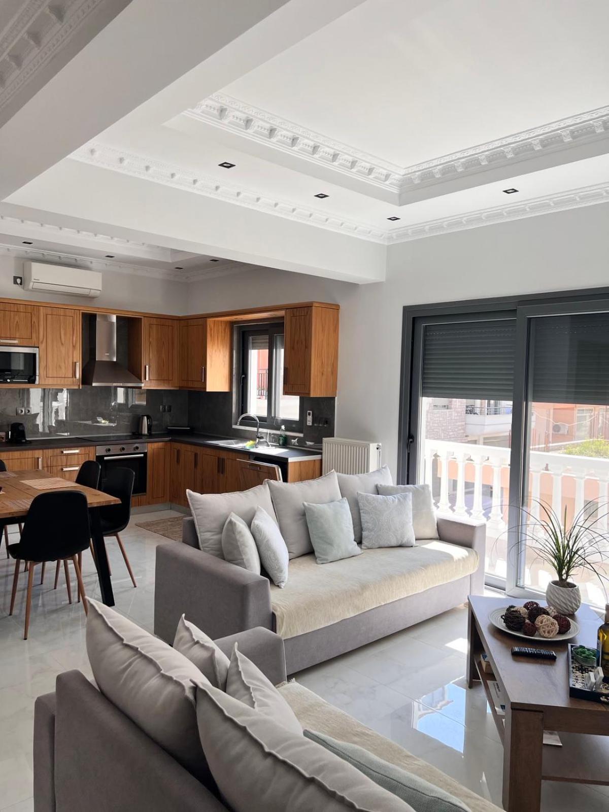 Kontis' Deluxe Furnished *
