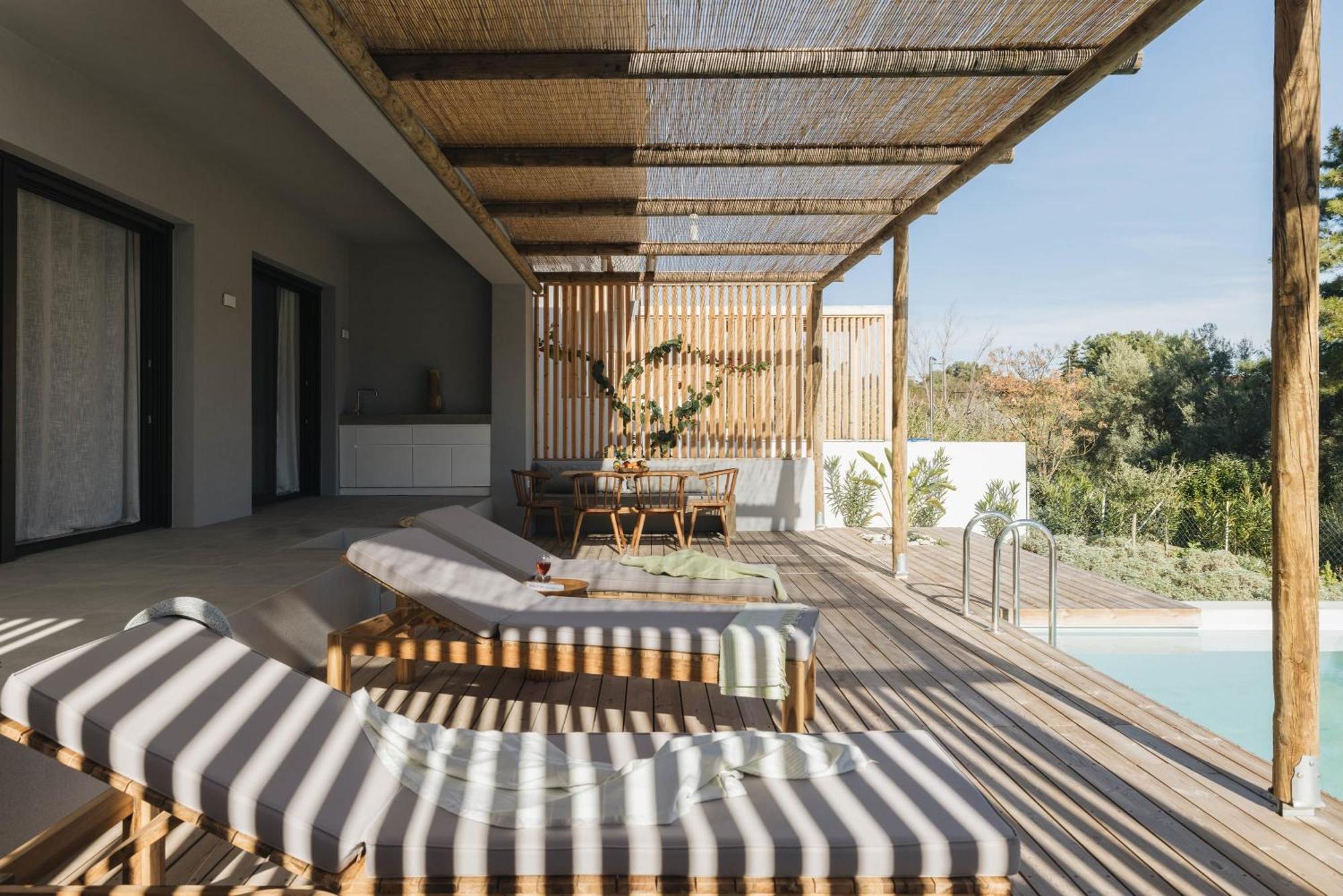 Apartment Mara 2 Bed Family With Private Pool Pogonia