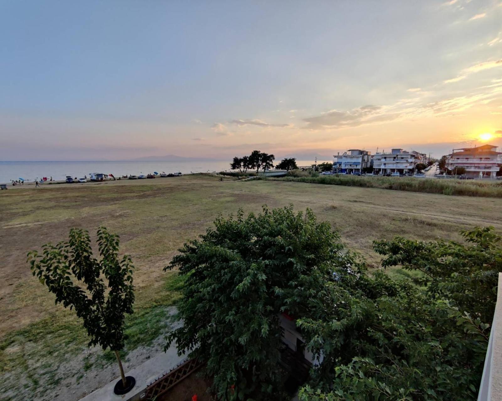 To Sea 2 Apartment Paralia Dionysiou