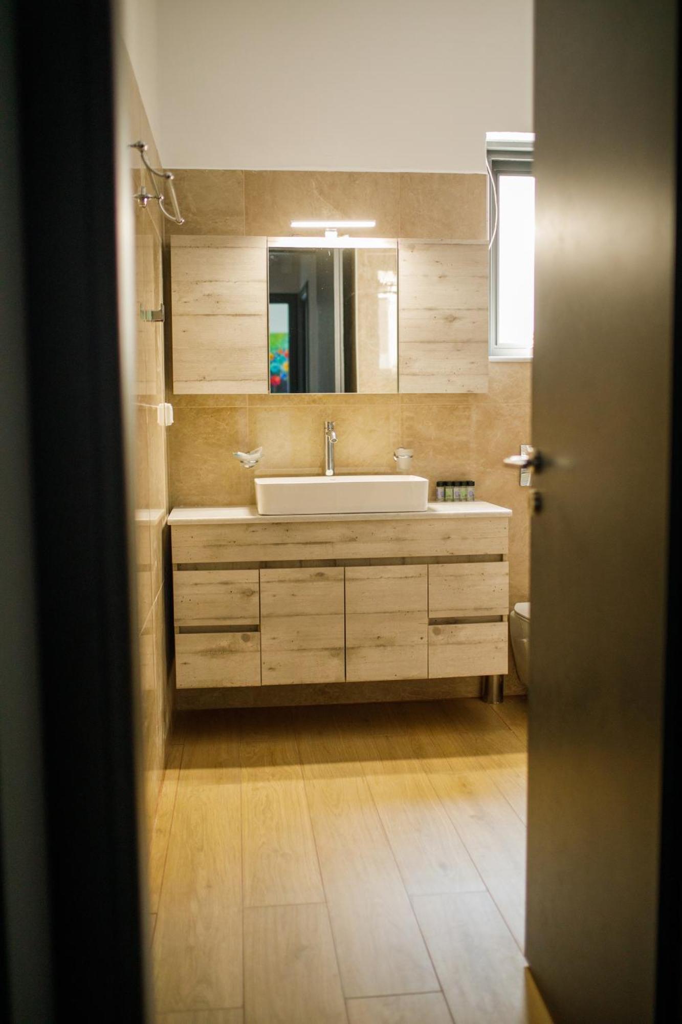 Konatsi Luxury