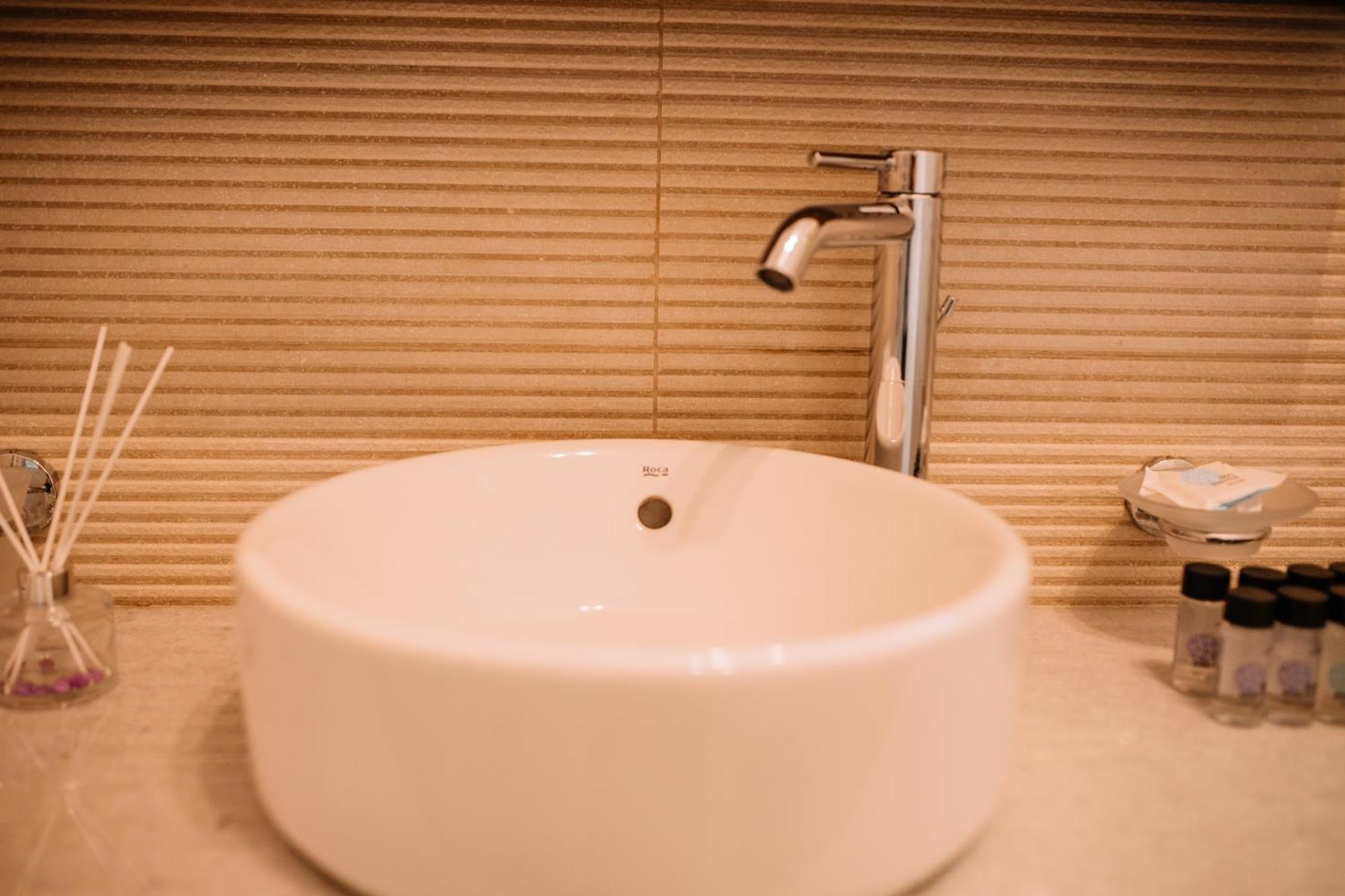 Konatsi Luxury Apartment