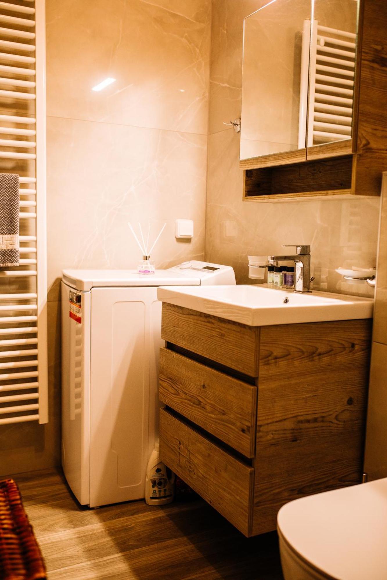 Apartment Konatsi Luxury Tiros