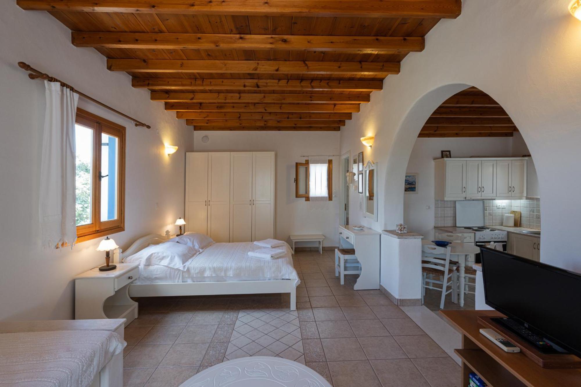 Maria's Village One Bedroom House 4 Apartment *