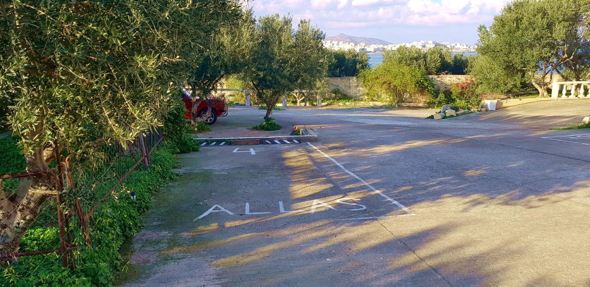 Allas, Guest Art * Agios Nikolaos (Crete)