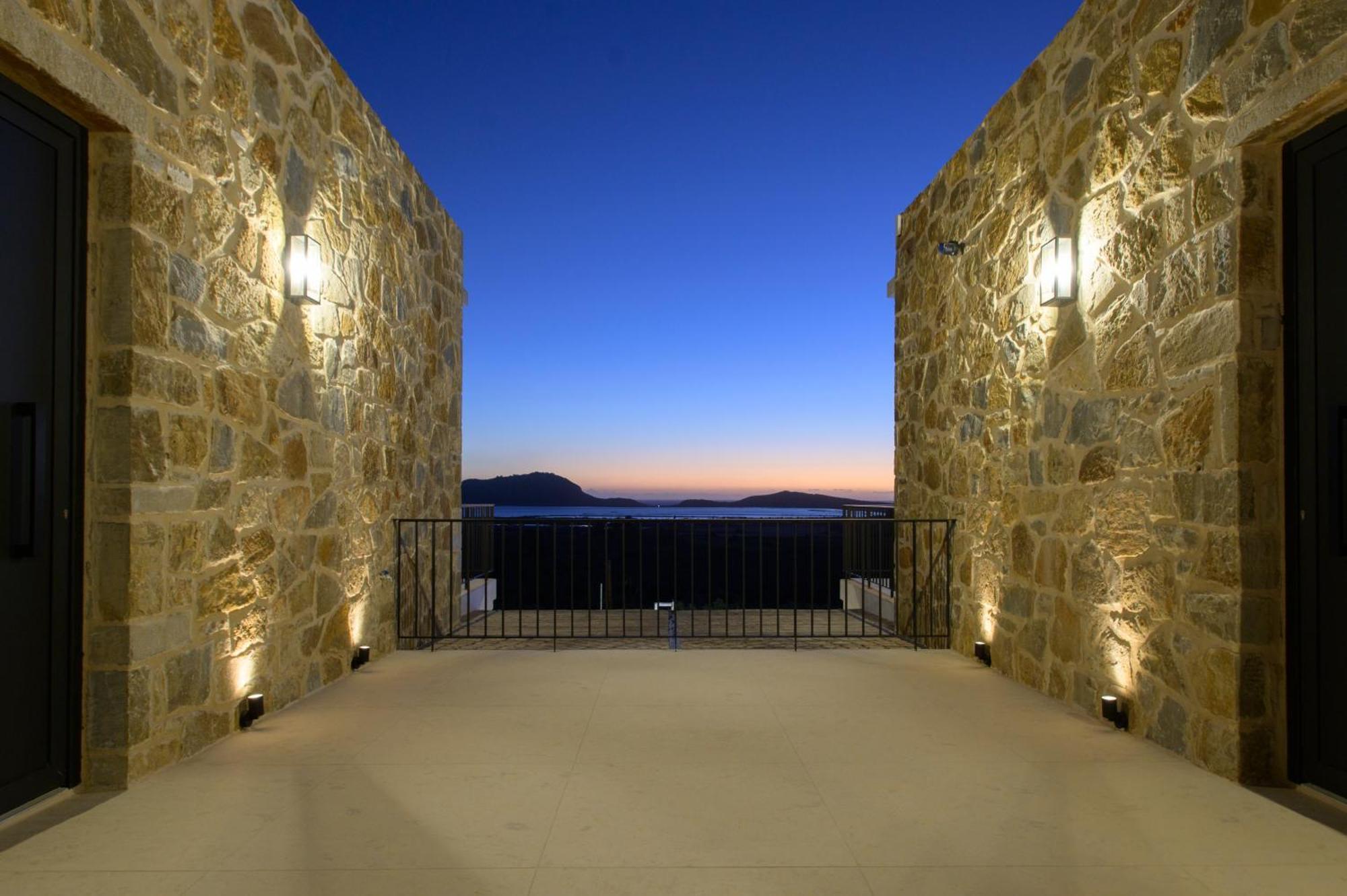 Family & Golf Laguna Towers Navarino