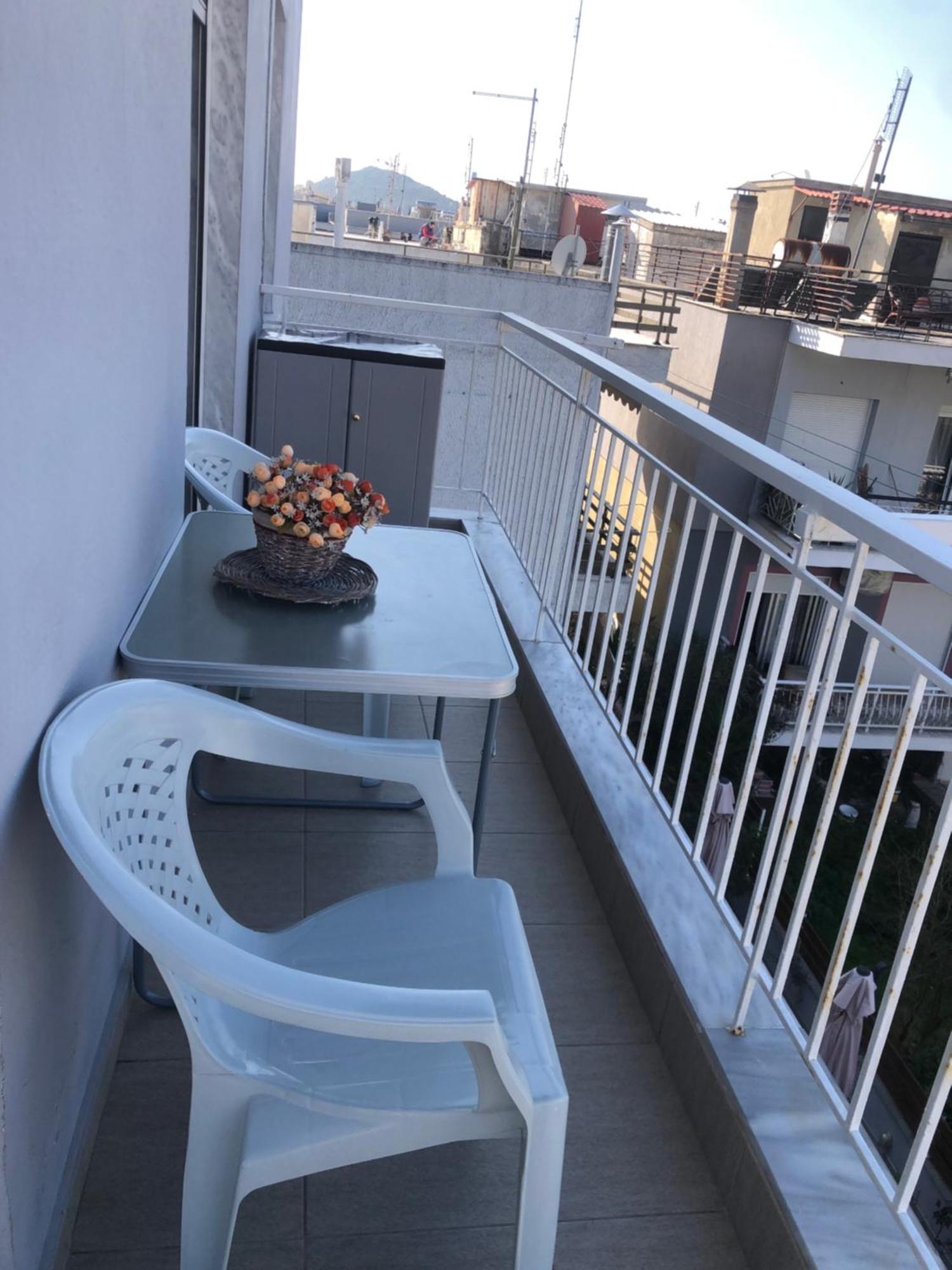 Nikos Apartment *