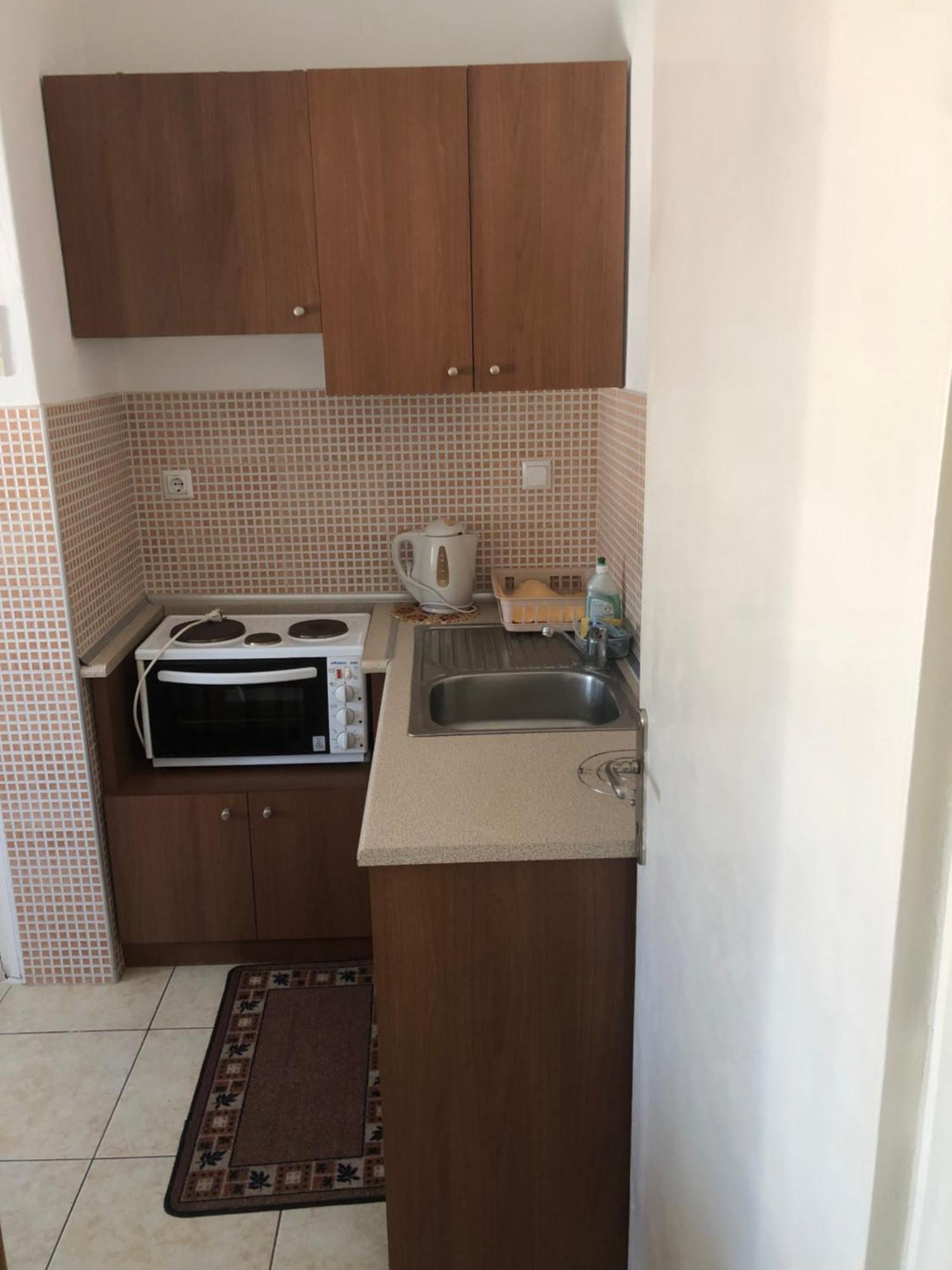 Nikos Apartment *