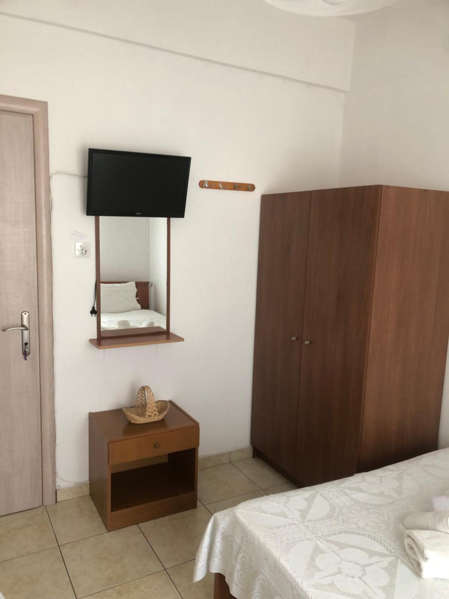 Apartment Nikos *