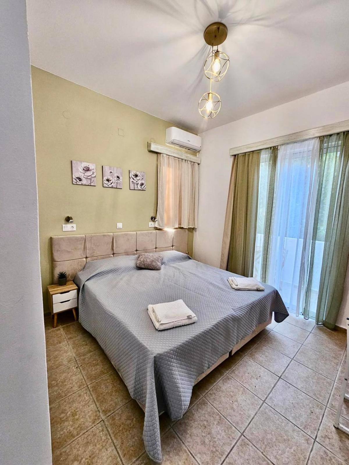 Apartment Tsambika
