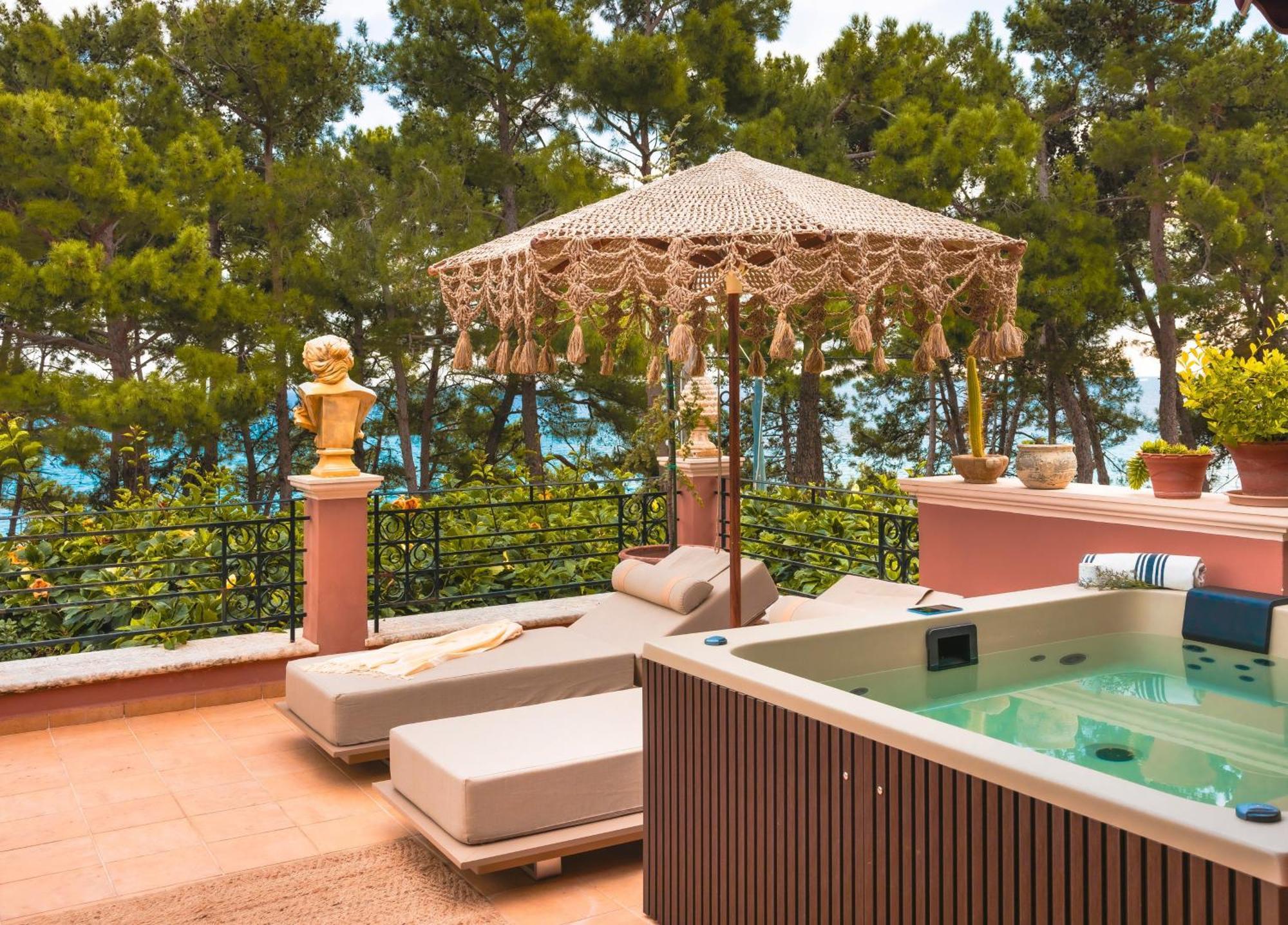 Scorpios Mansion Loft / Downtown Skala / Seaside Holiday home