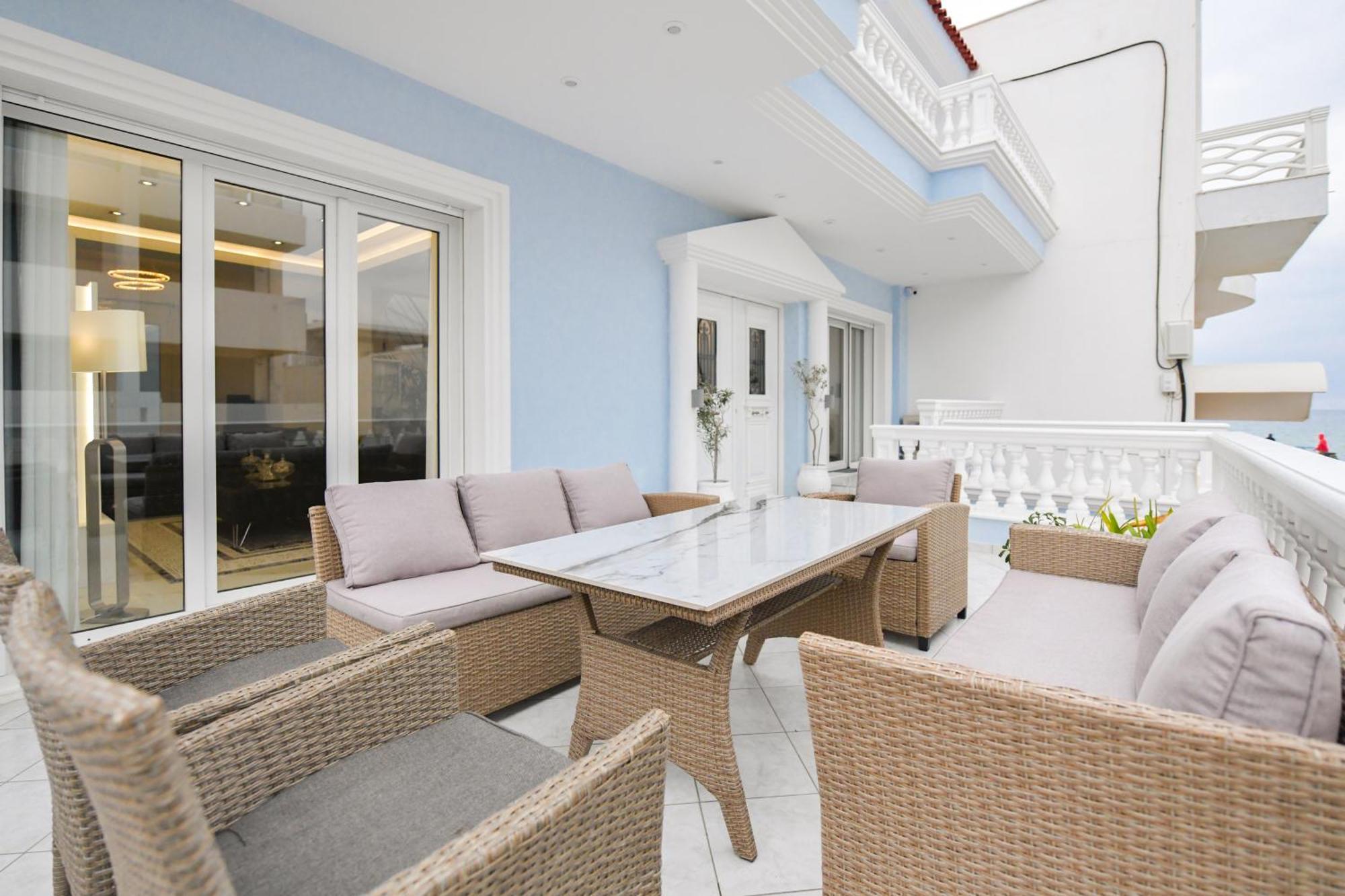 Blue Holiday home *
