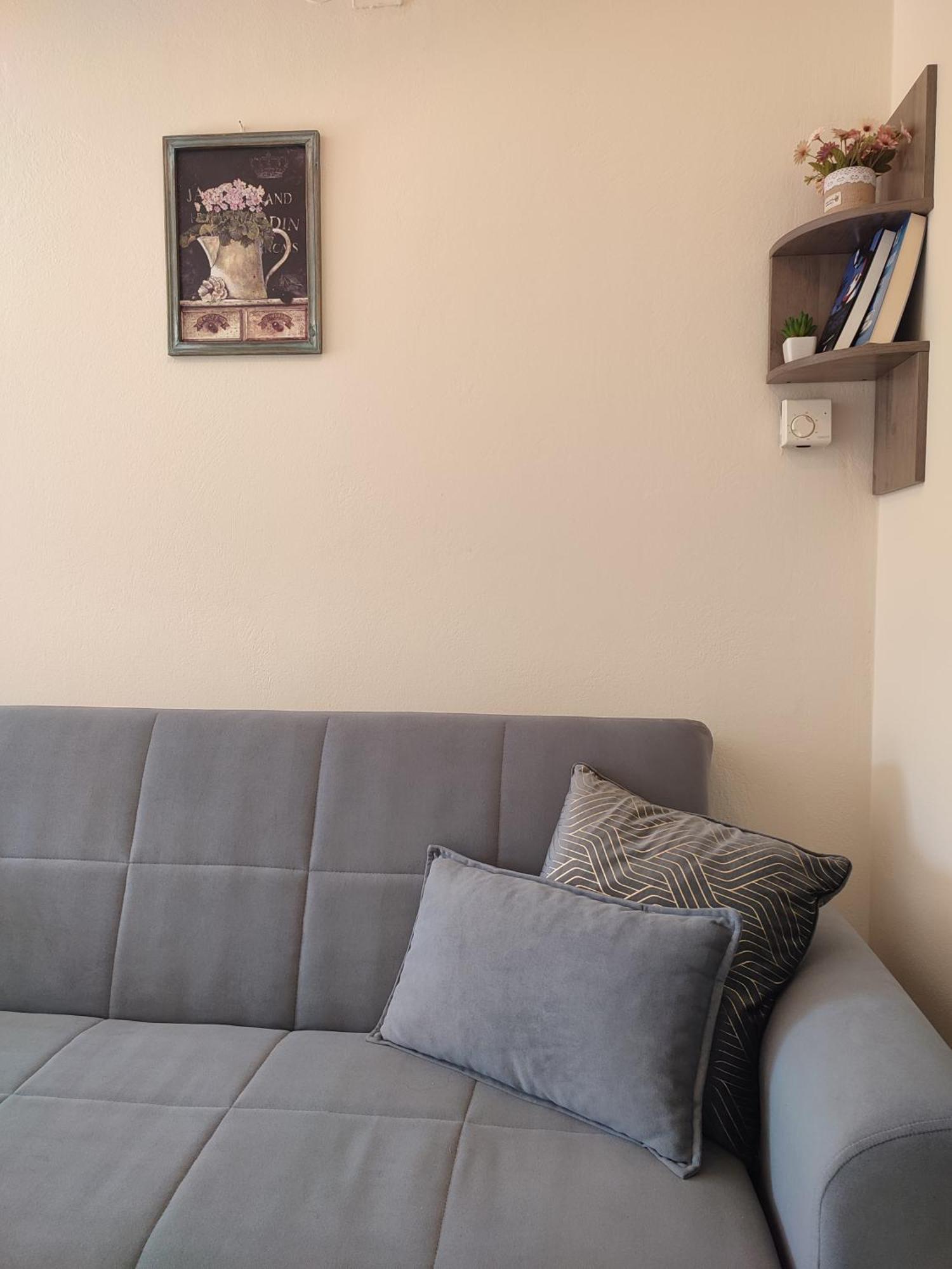 Dimitra's Cozy Apartment *