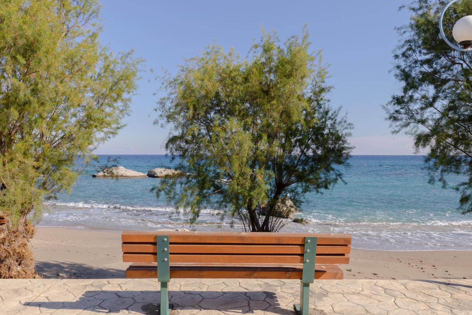 Apartment Albatros Stegna