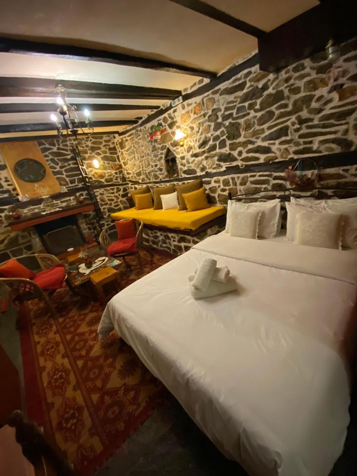 Guest house Traditional Erato