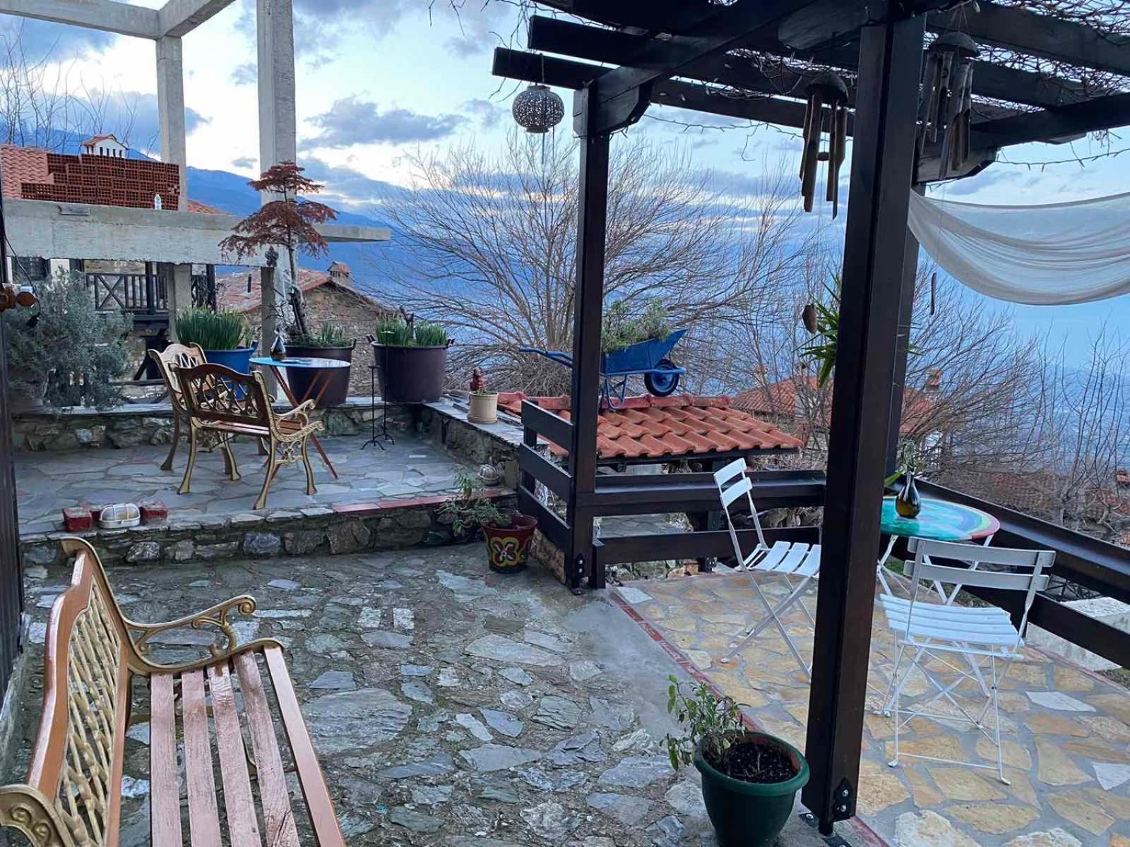 Guest house Traditional Erato