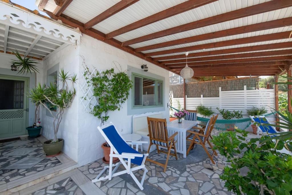 Hlia's House Near The Sea Villa *
