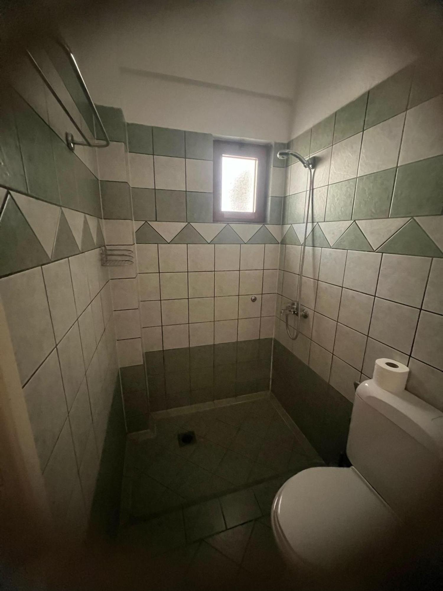 Milos & House Apartment Frangocastelo