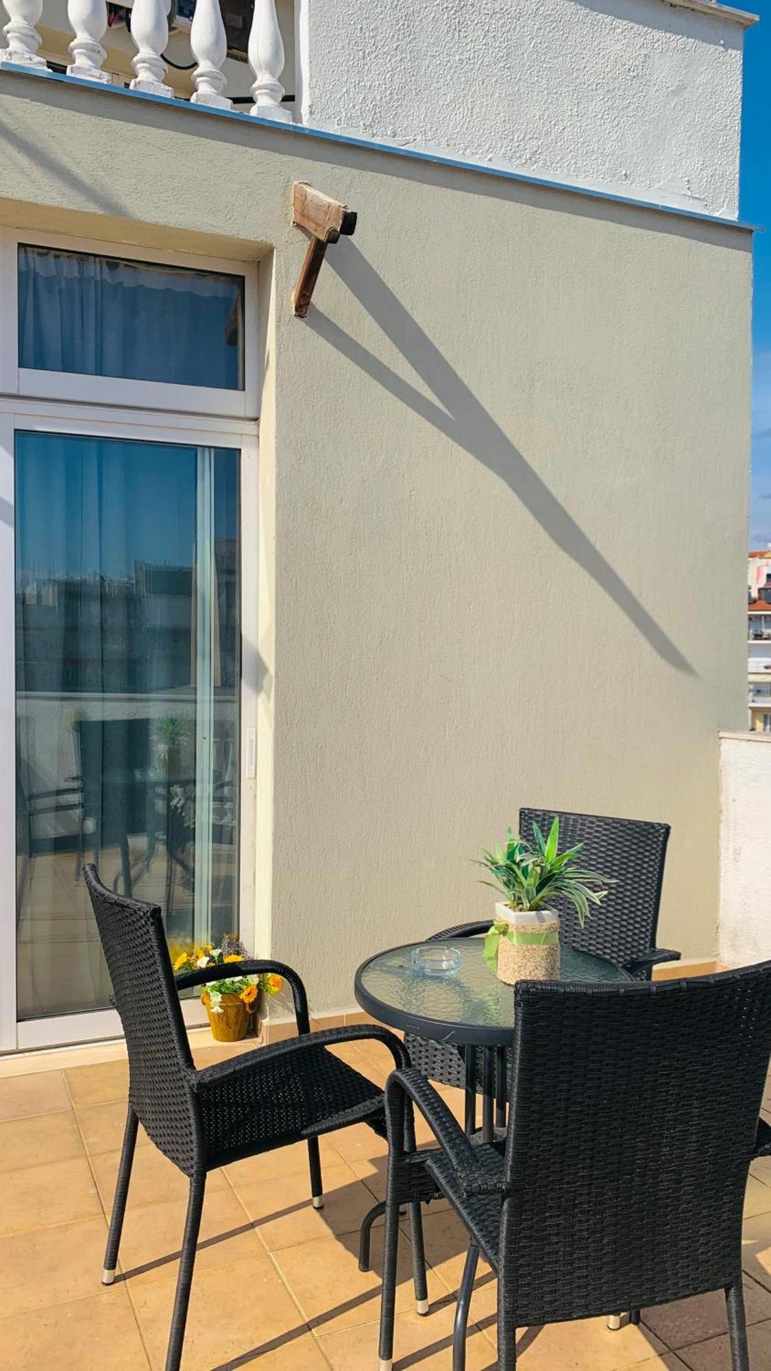 Downtown 41 Serres
