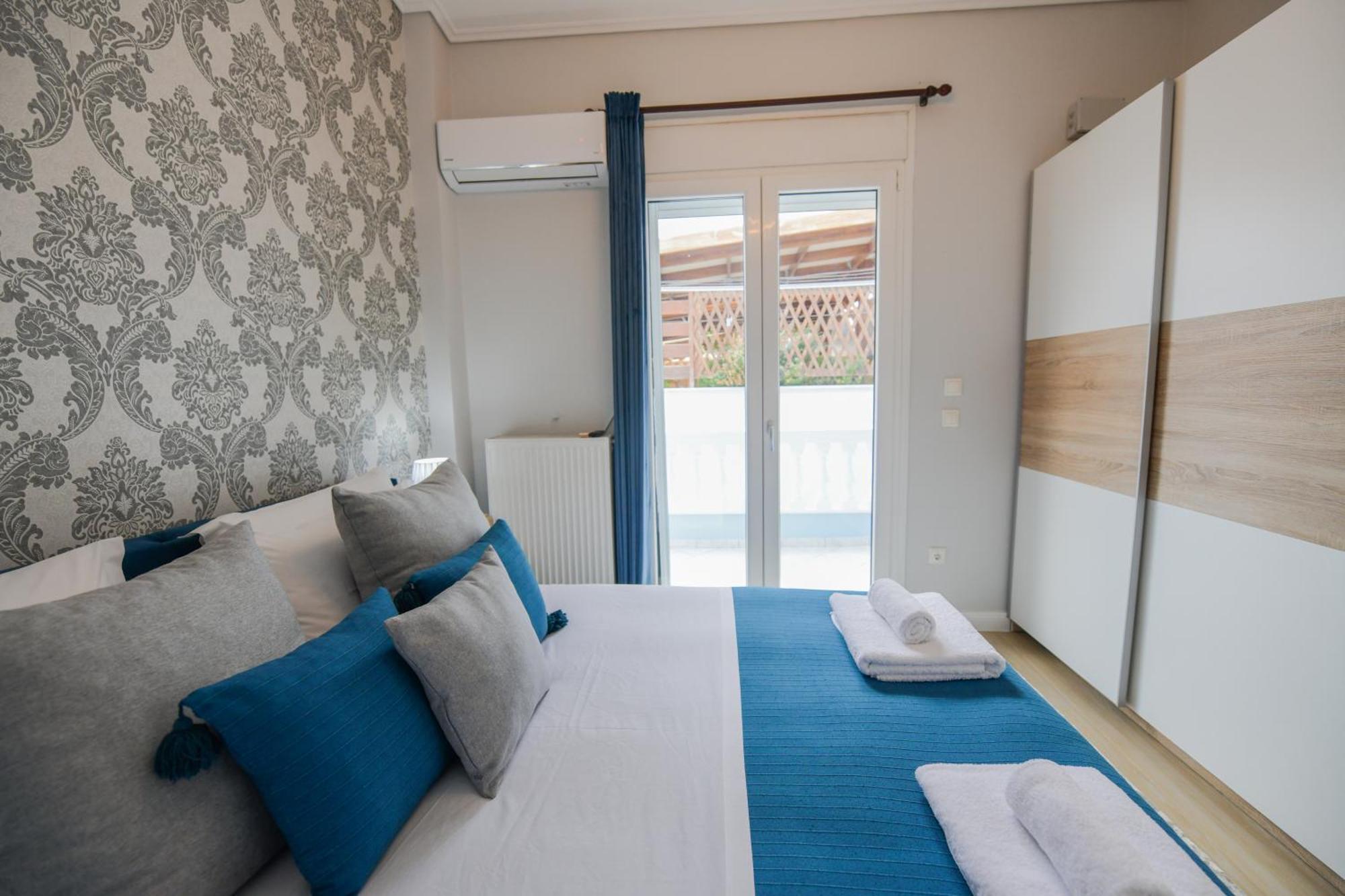 Blue Holiday home *