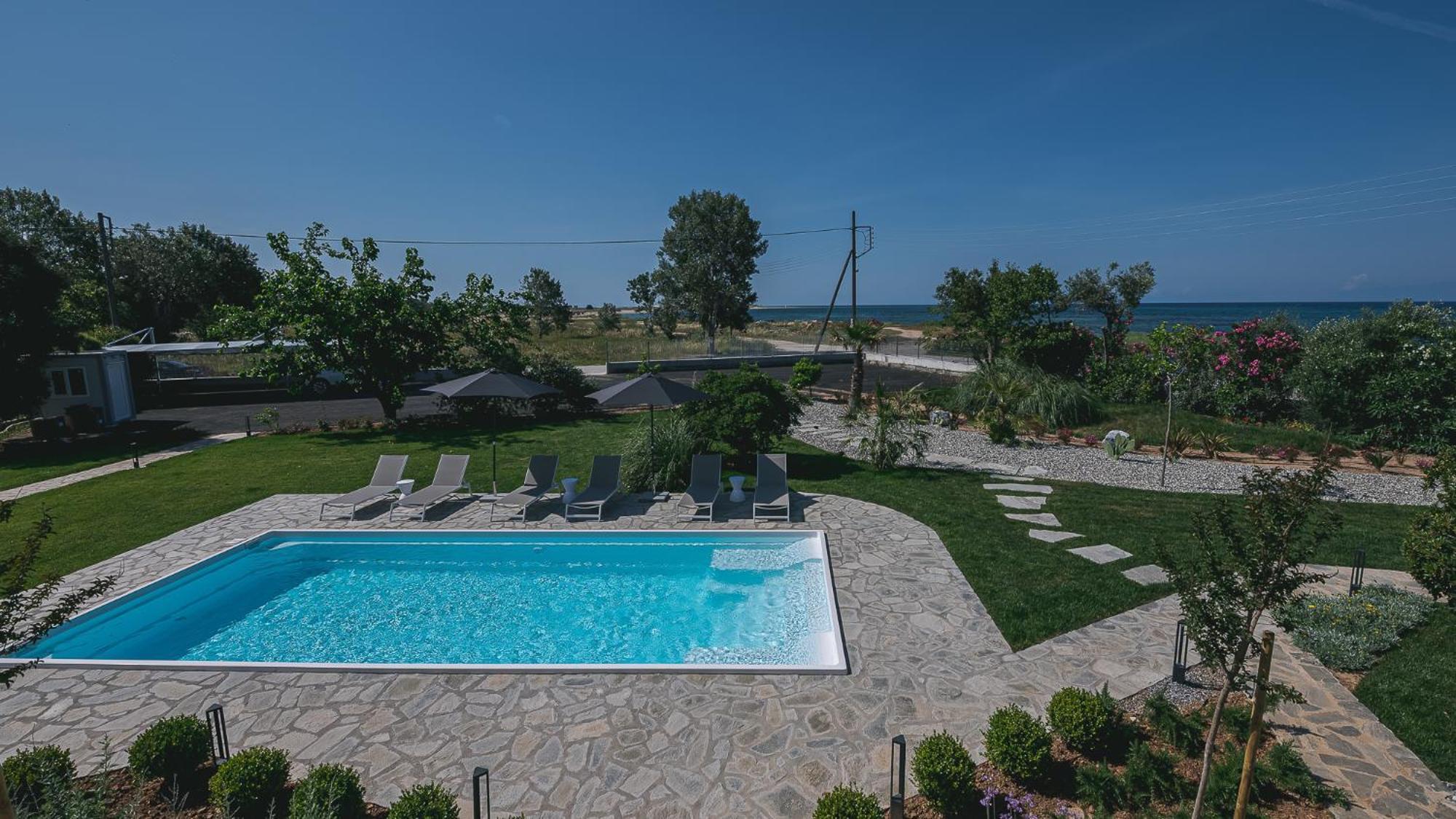 Aparthotel Electra Beachfront Suites, Nea Iraklia