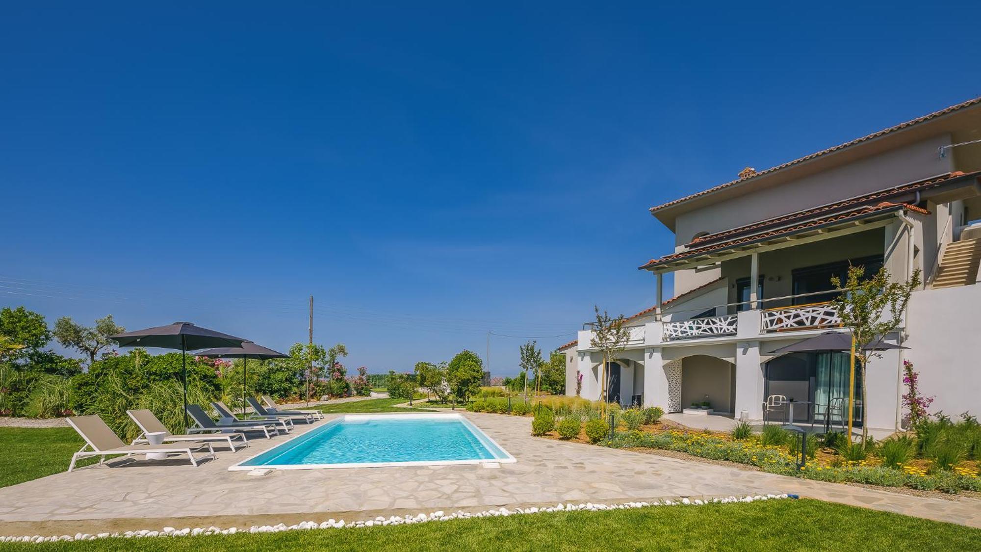 Electra Beachfront Suites, Aparthotel *