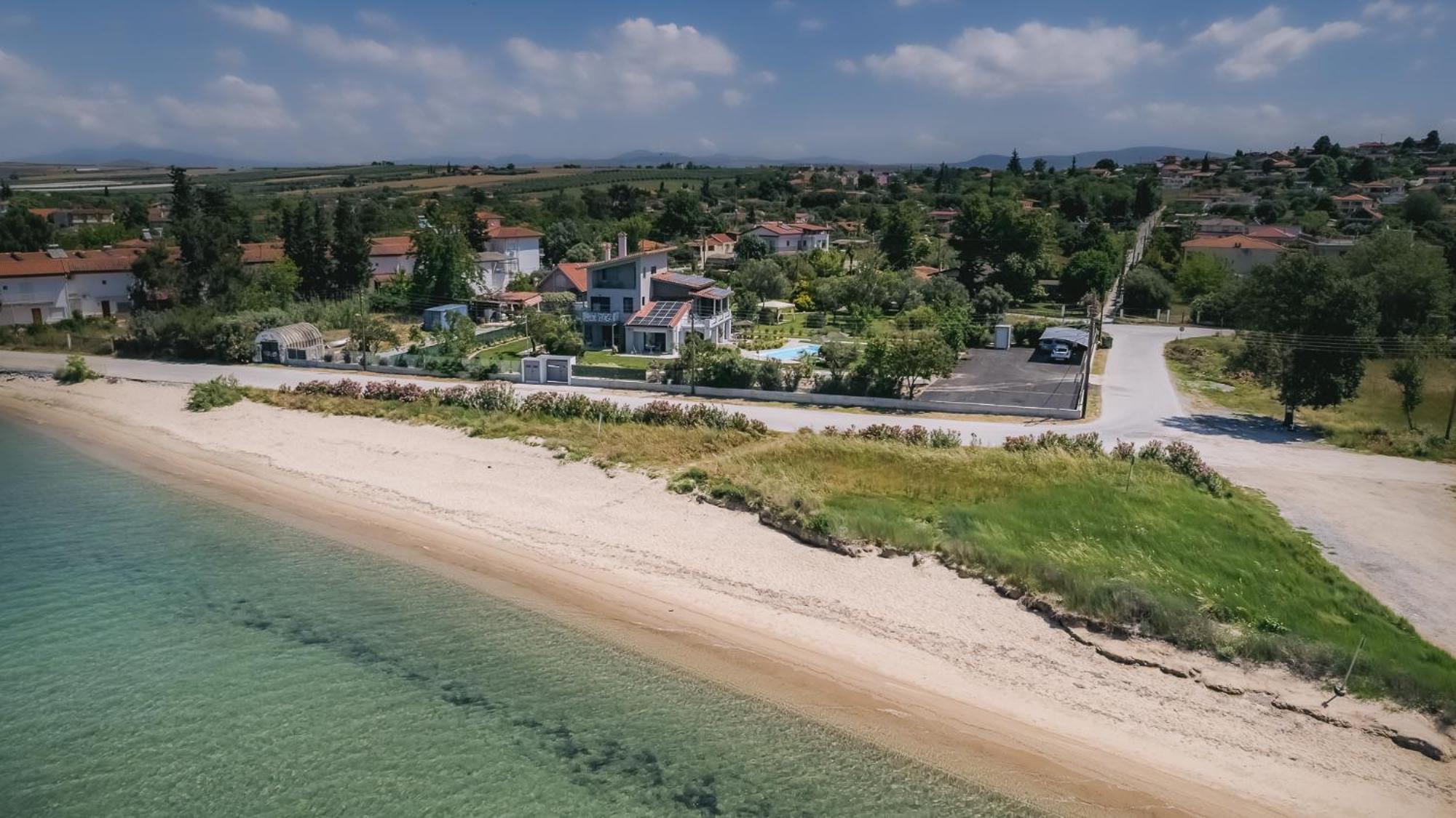 Aparthotel Electra Beachfront Suites,