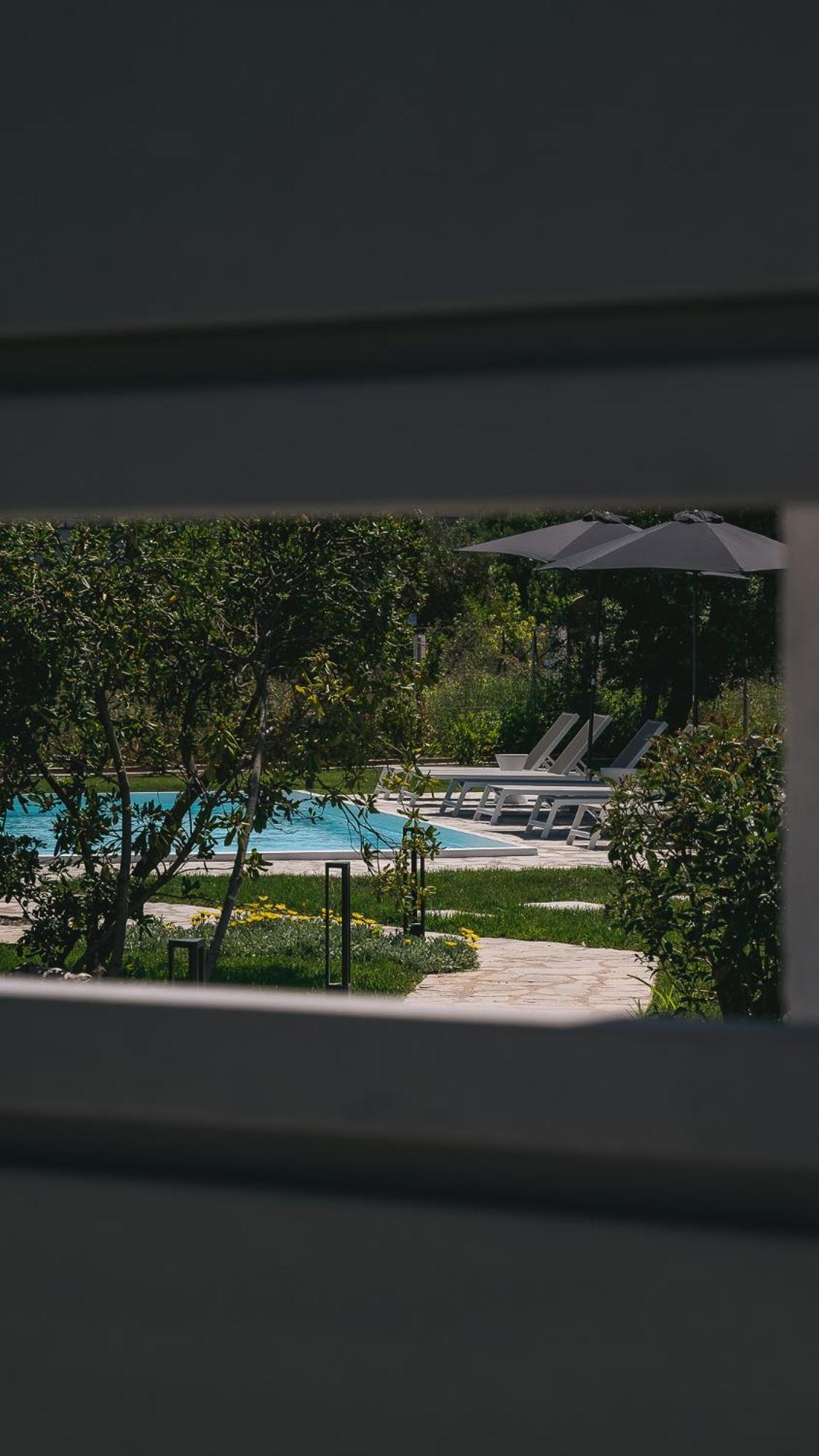 Electra Beachfront Suites,