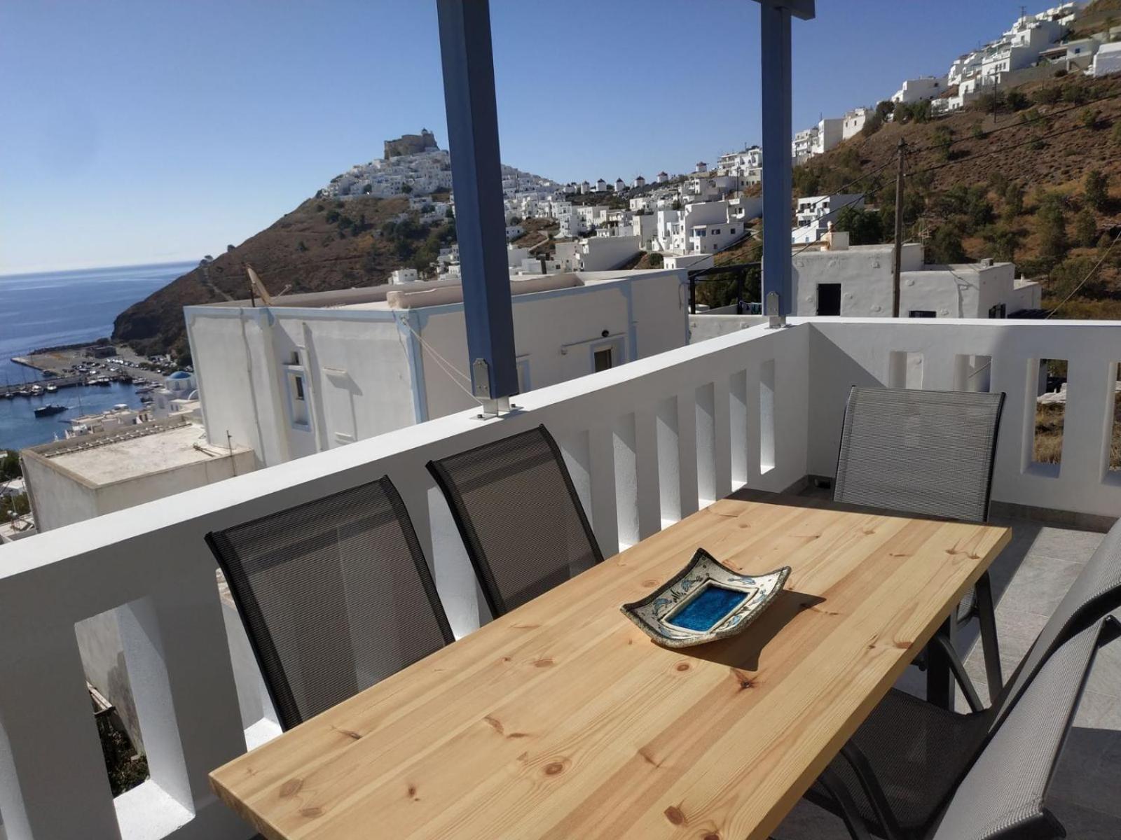 Anemoessa House Holiday home *