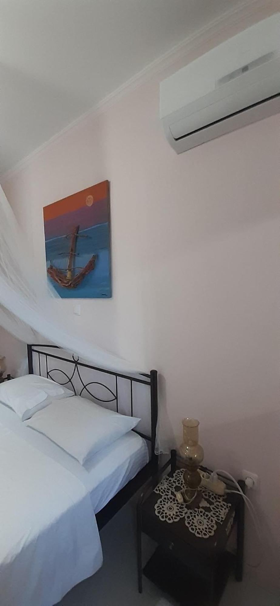 Holiday home Blue & White Maisonette Over The Sea Near Sounio Sounion