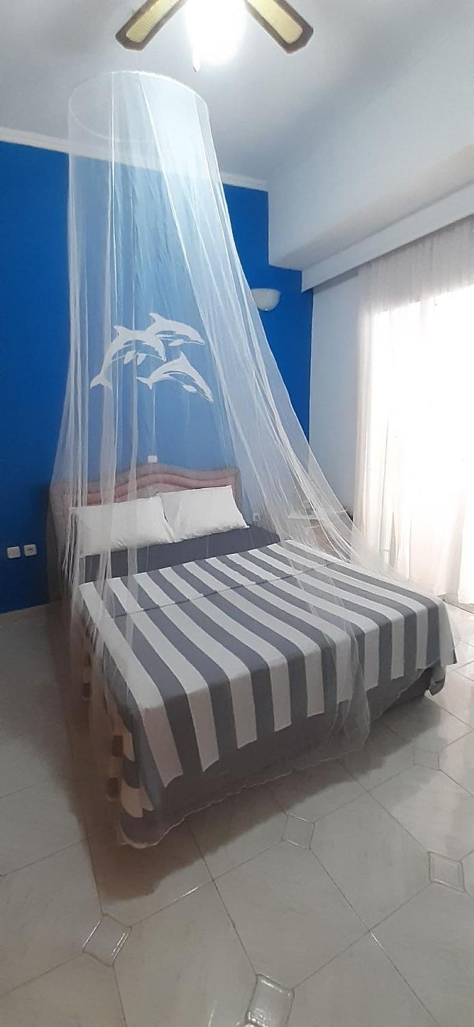 Blue & White Maisonette Over The Sea Near Sounio Holiday home *